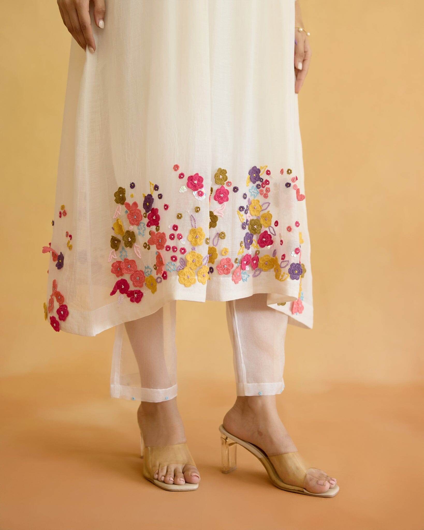 BEAUTIFUL FLOWER CHILD- SET OF 3( KURTA,PANT& DUPATTA) - Naaz By Noor