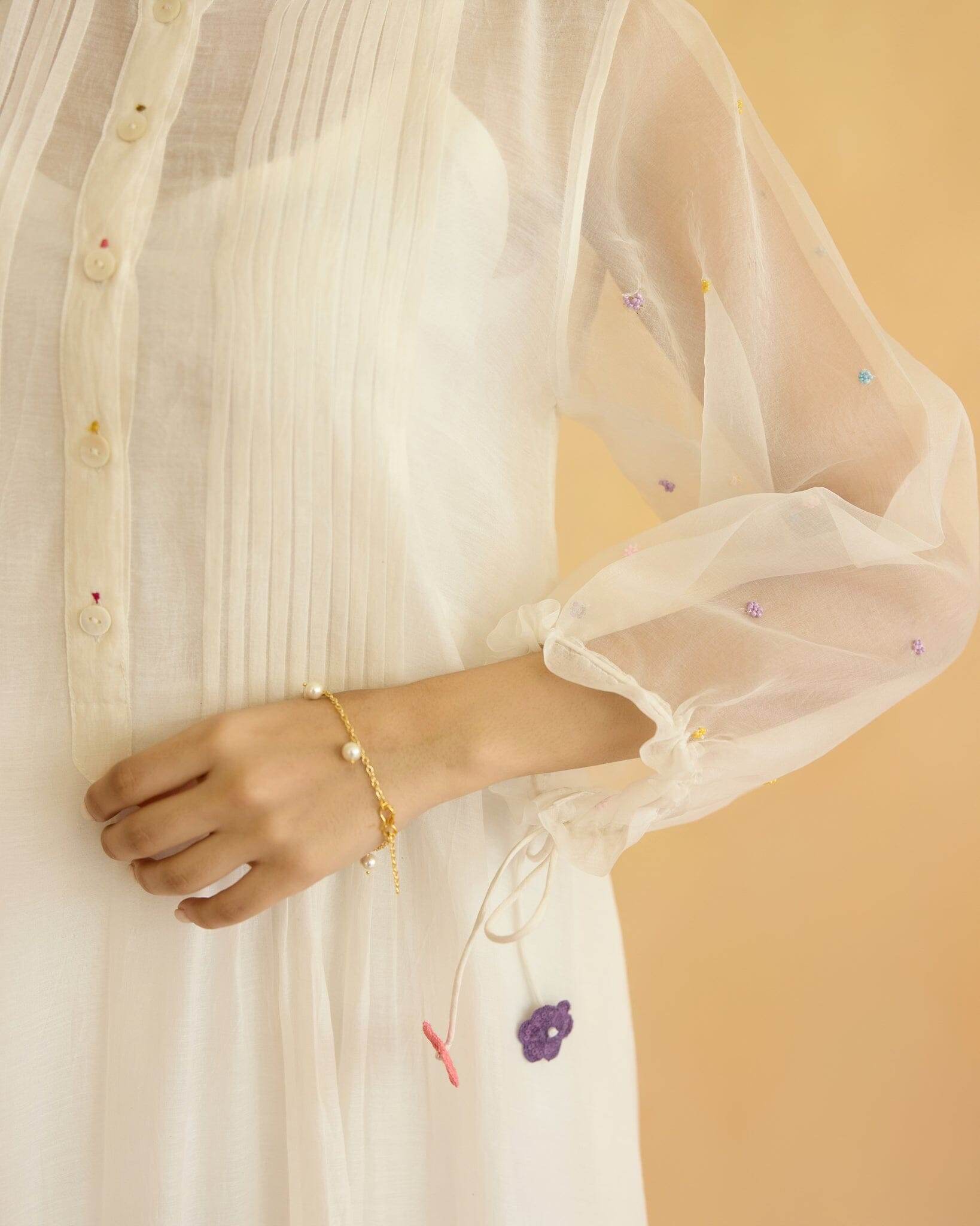 BEAUTIFUL FLOWER CHILD- SET OF 3( KURTA,PANT& DUPATTA) - Naaz By Noor