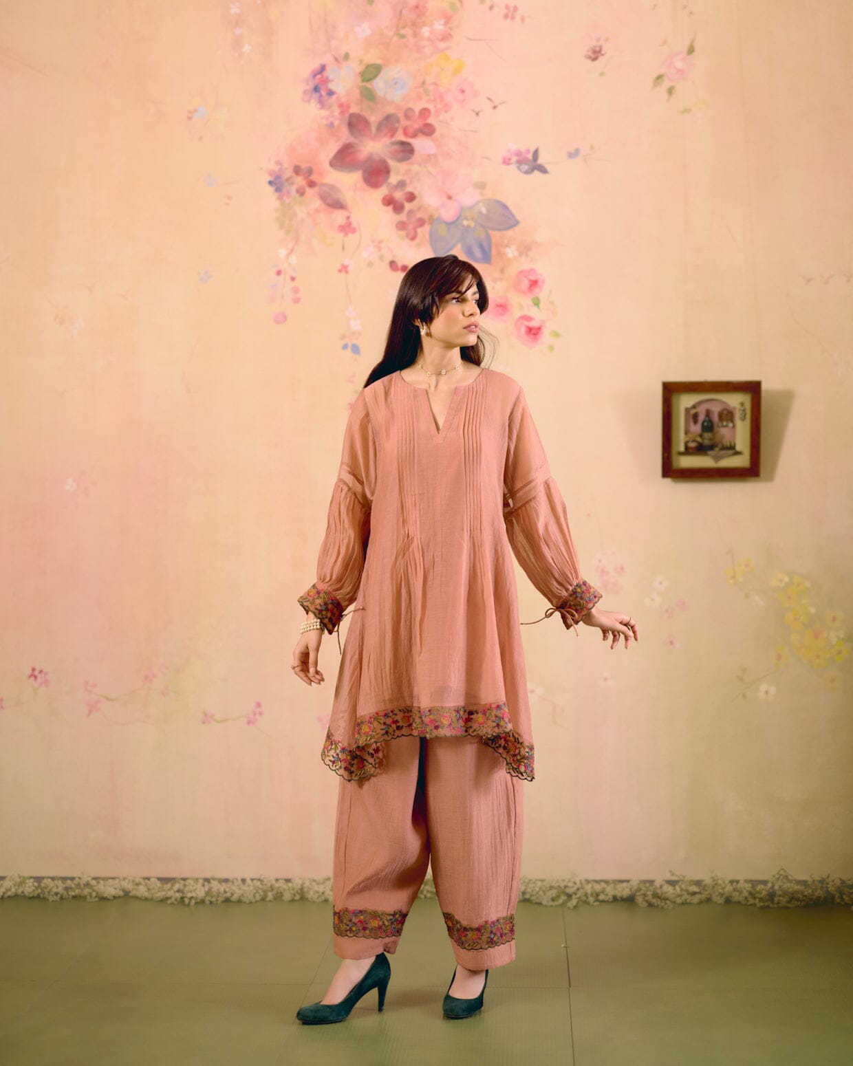 DUSTY PINK FINE CHANDERI- SET OF 3( KURTA, PANT & DUPATTA) Naaz By Noor