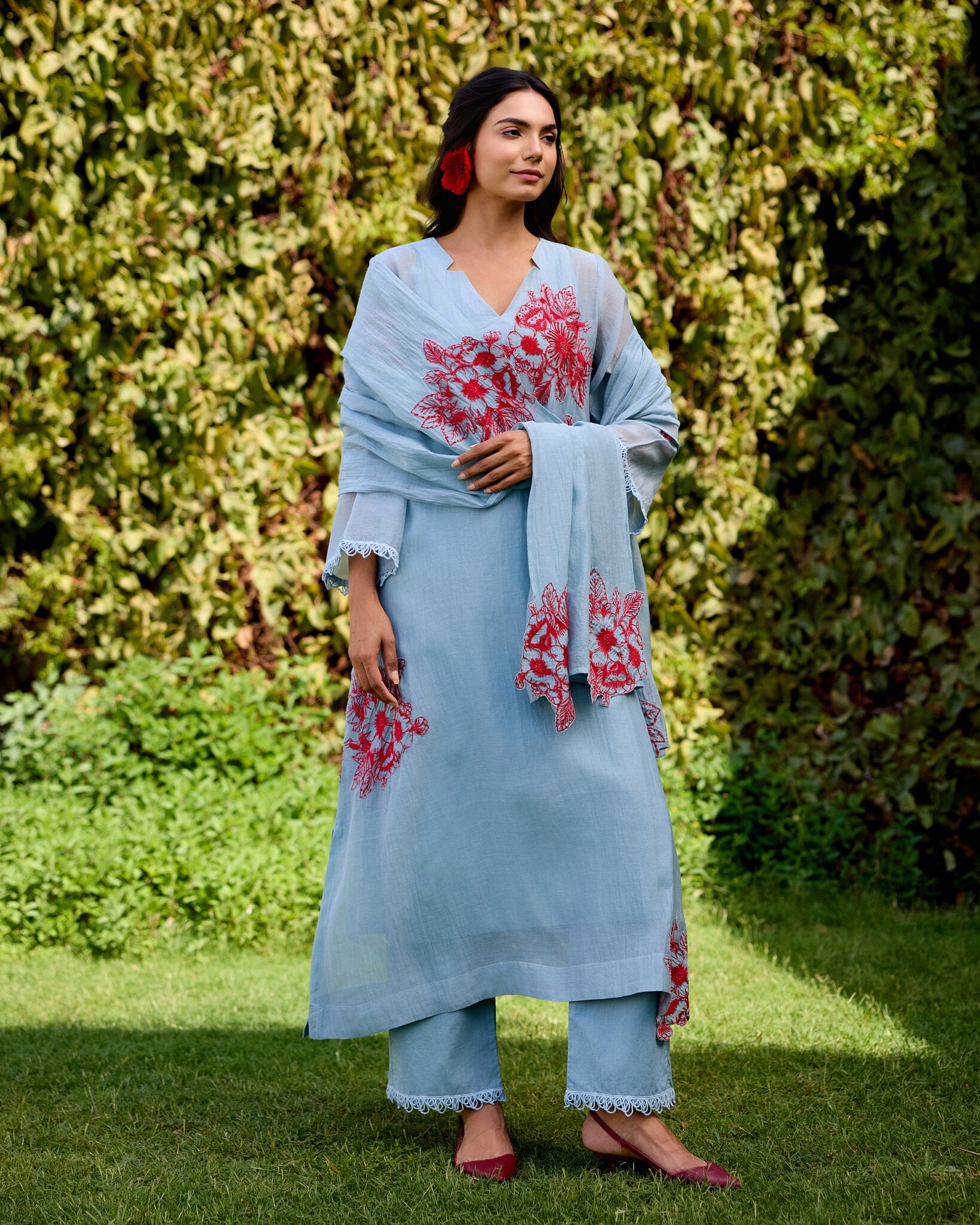 GRACEFUL FLOWER CHILD - SET OF 3( KURTA, PANT & DUPATTA) Naaz By Noor