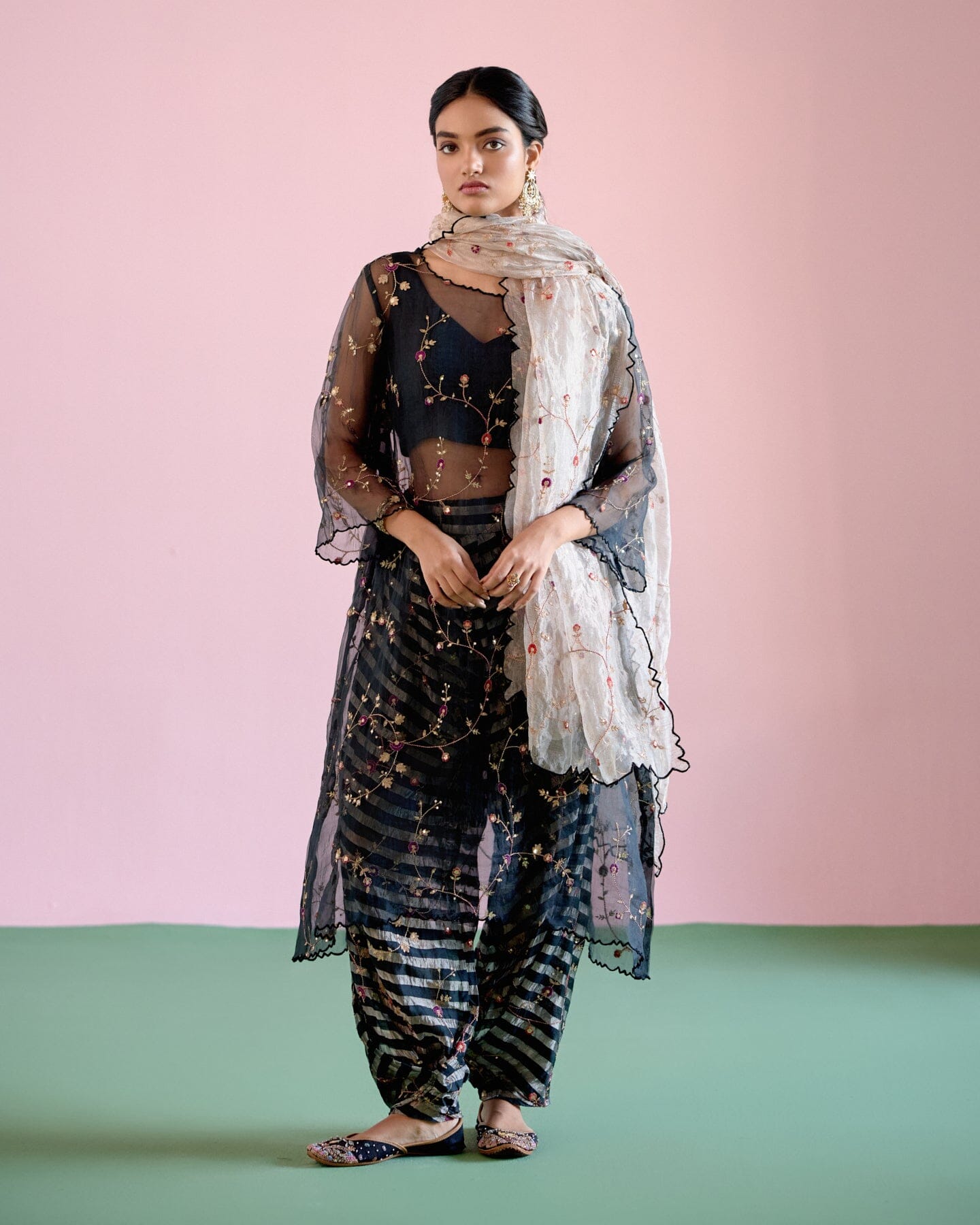 JOR BAAGH BLACK-SET OF 4( crop top, dhoti pants & sheer kurta, dupatta) Naaz By Noor