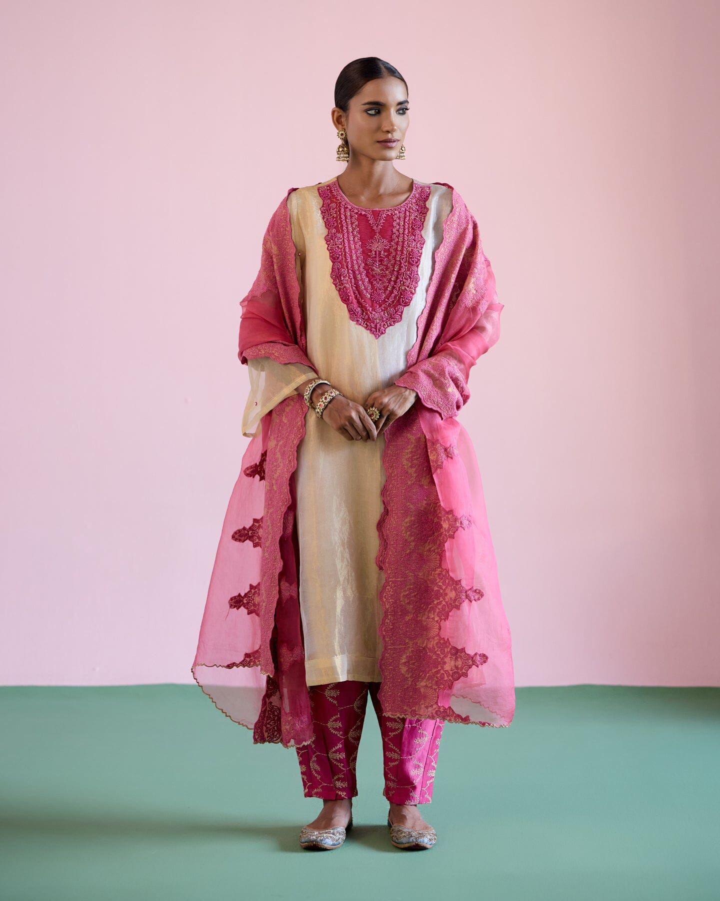 JOR BAAGH GOLD & SILVER- SET OF 3( kurta, pant & dupatta) Naaz By Noor