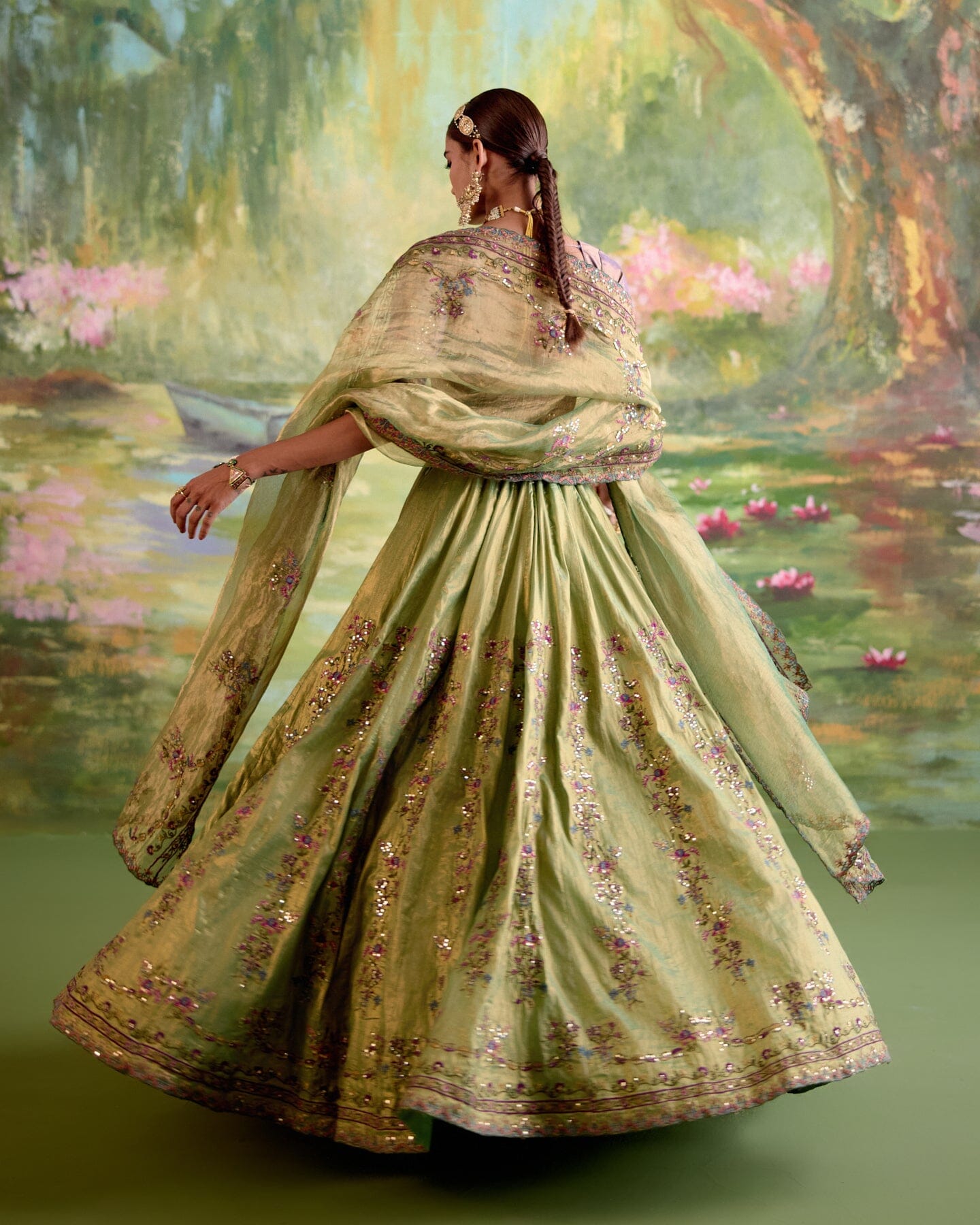 JOR BAAGH GREEN LEHENGA - SET OF 3 ( blouse, lehenga & dupatta) Naaz By Noor