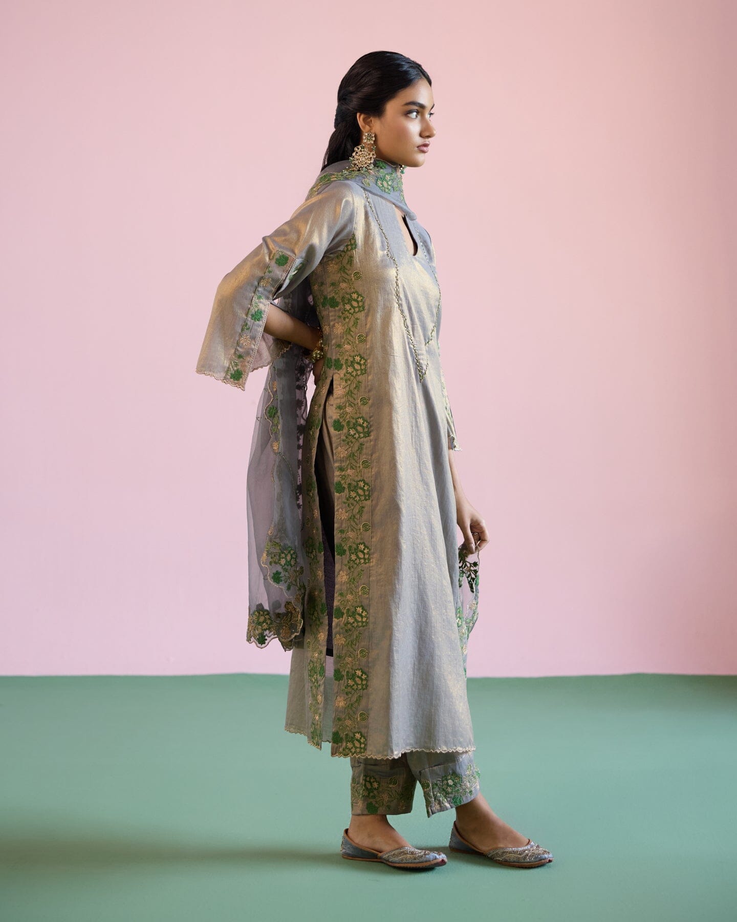 JOR BAAGH LIVID- SET OF 3 ( kurta,pant & dupatta) Naaz By Noor