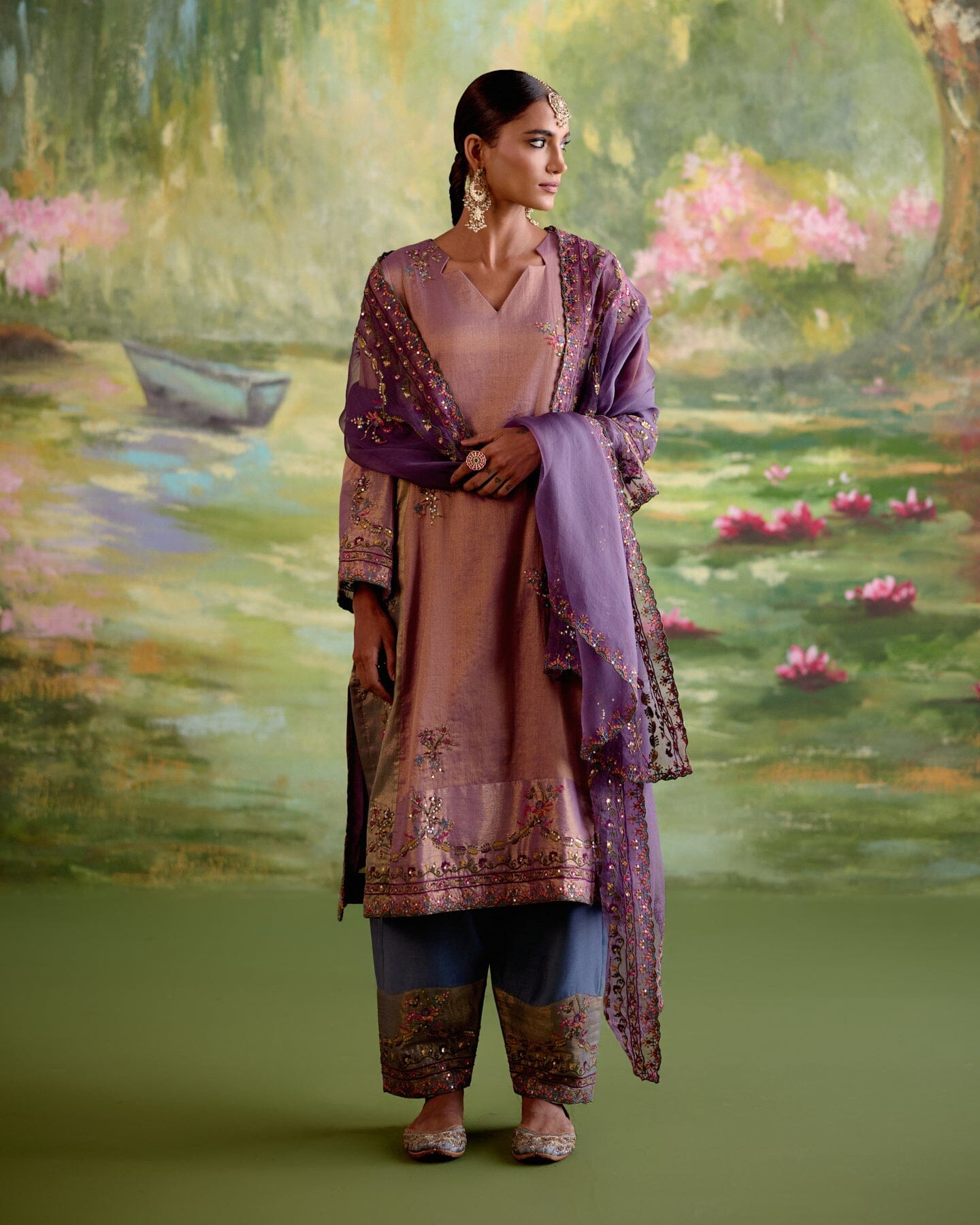 JOR BAAGH PURPLE- SET OF 3( Kurta, pant & dupatta) Naaz By Noor