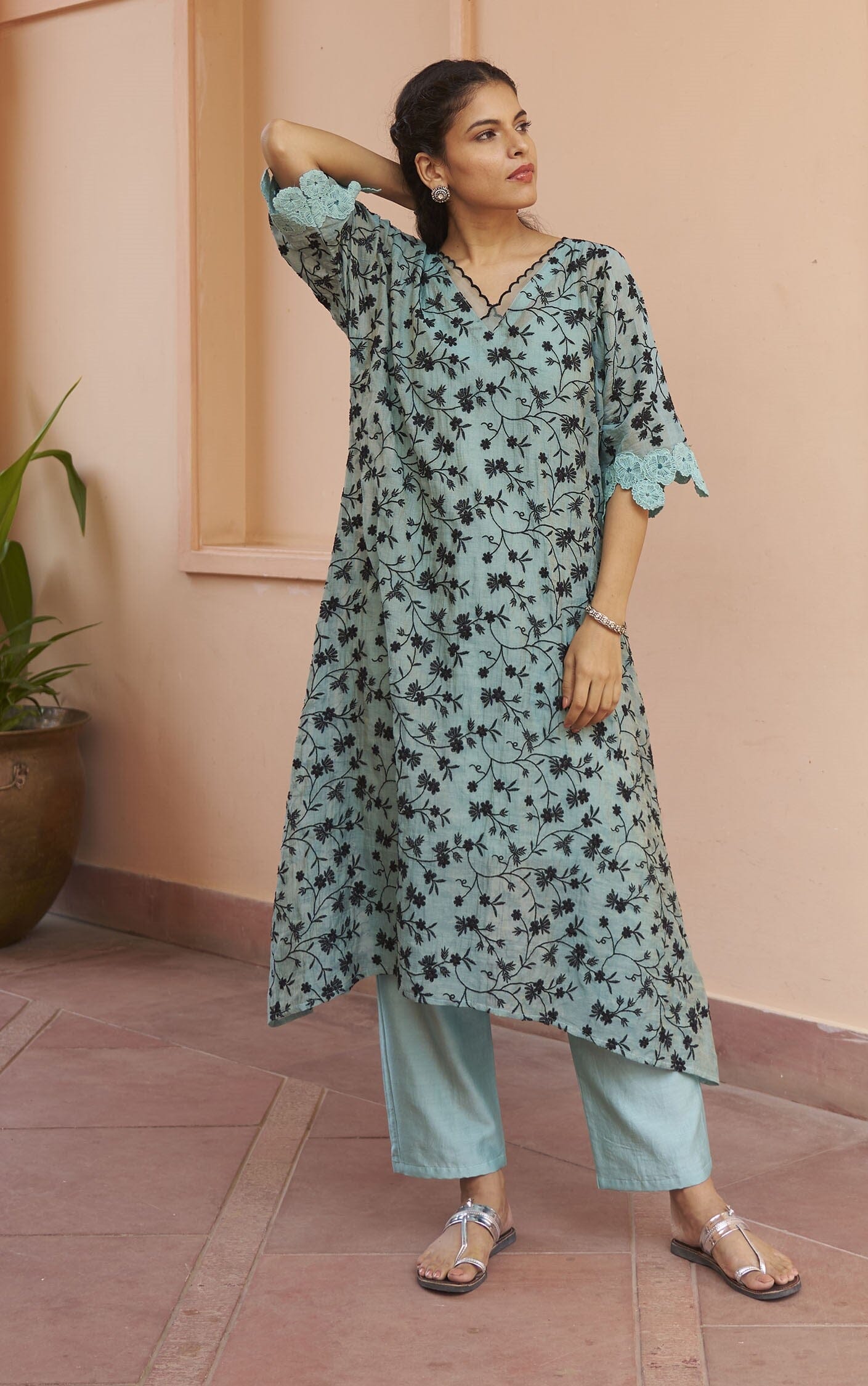 kikli kaftan blue-set of 2( kurta & pant) Naaz By Noor