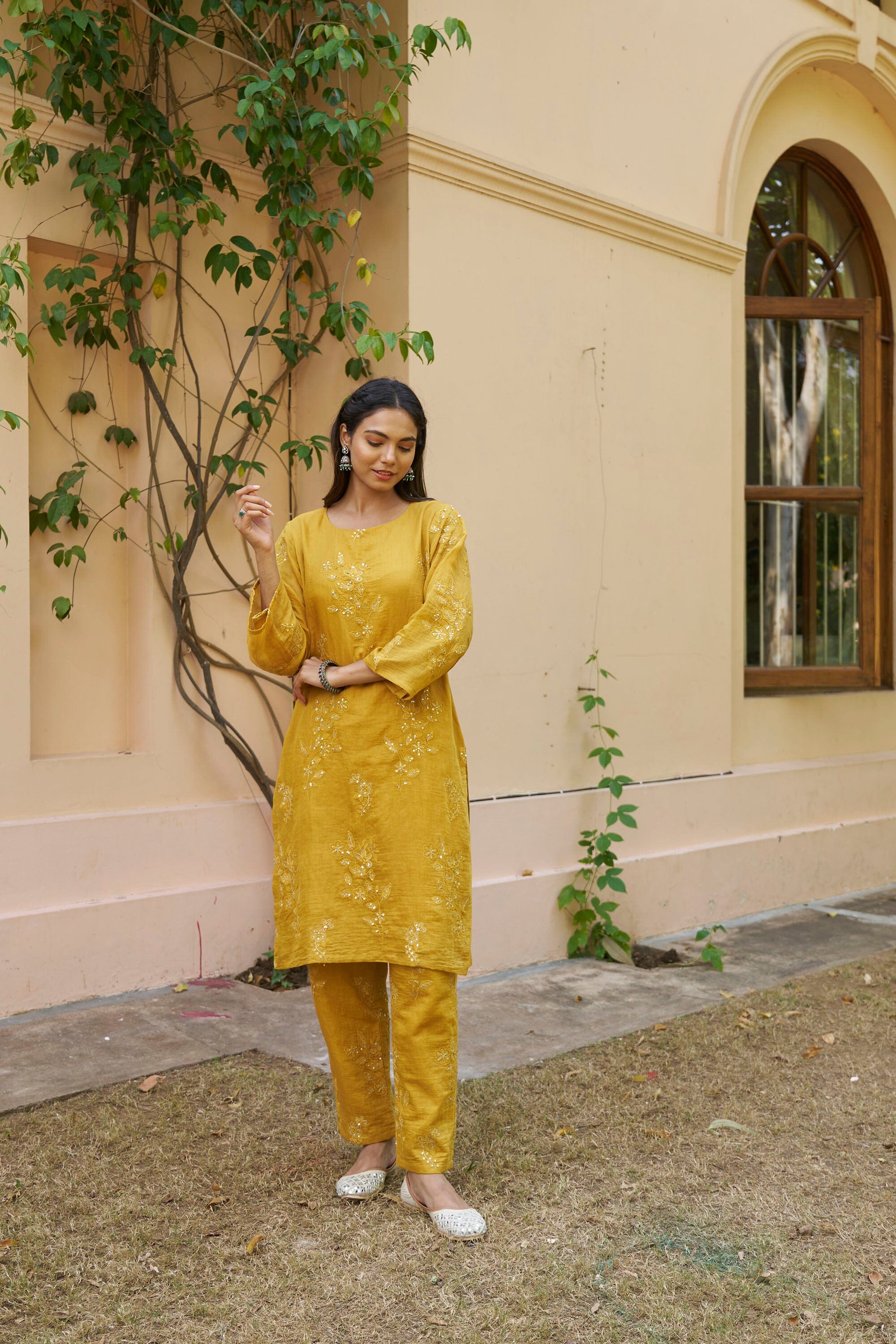 kikli mustard- set of 3( kurta, pant & dupatta) Naaz By Noor