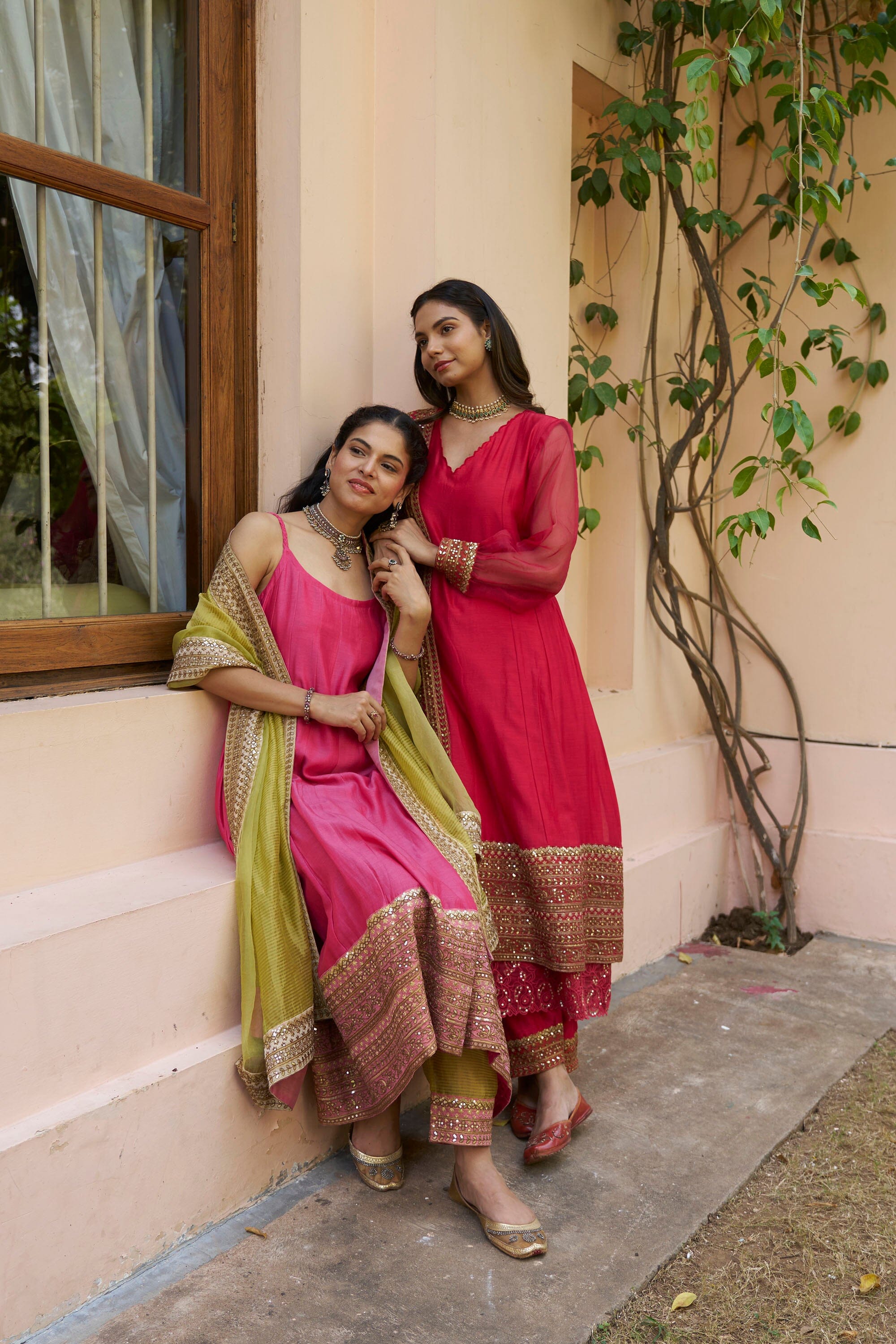 kikli pink-set of 3 (kurta, pant & dupatta) Naaz By Noor