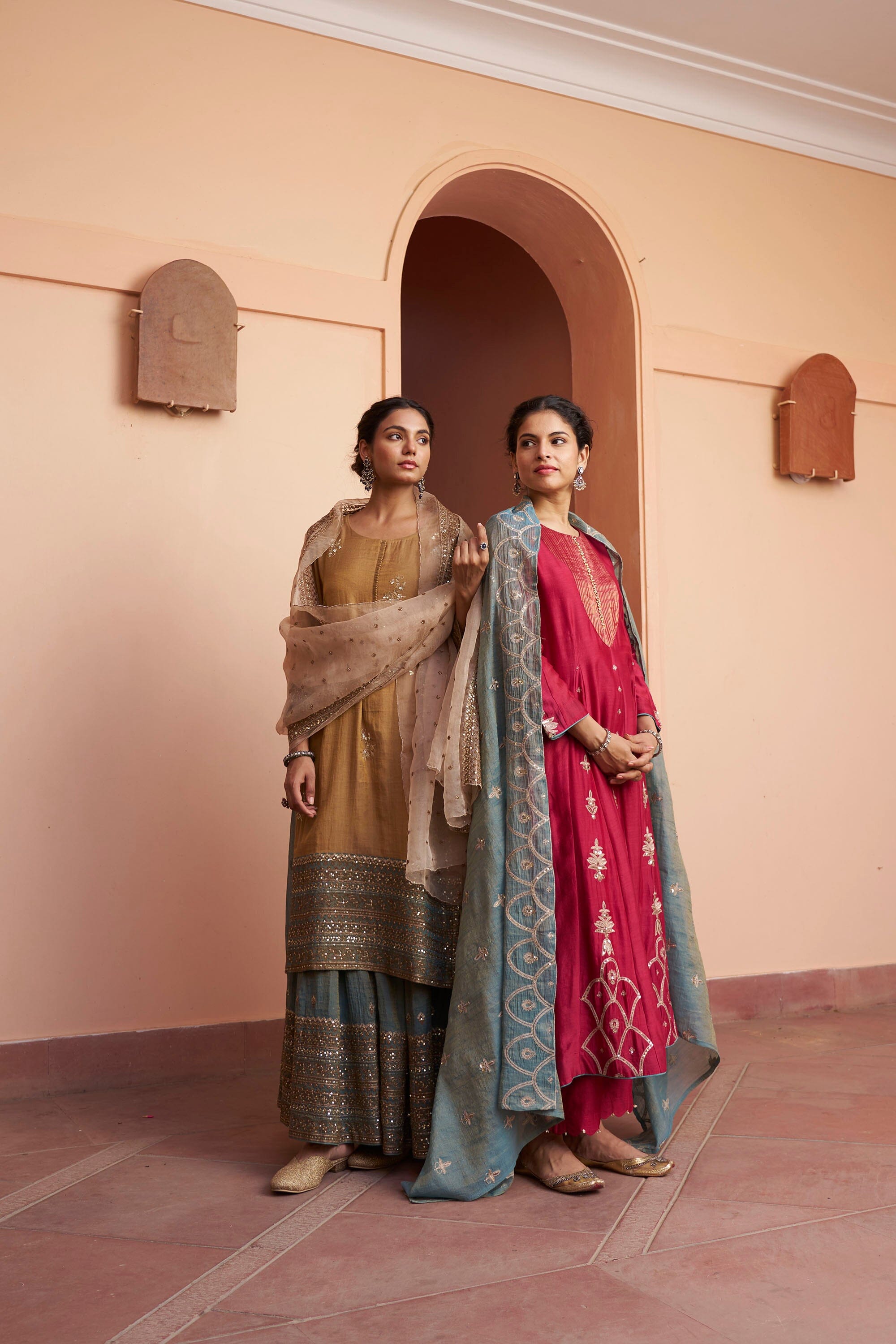 kikli plum-set of 3 (kurta, pant & dupatta) Naaz By Noor