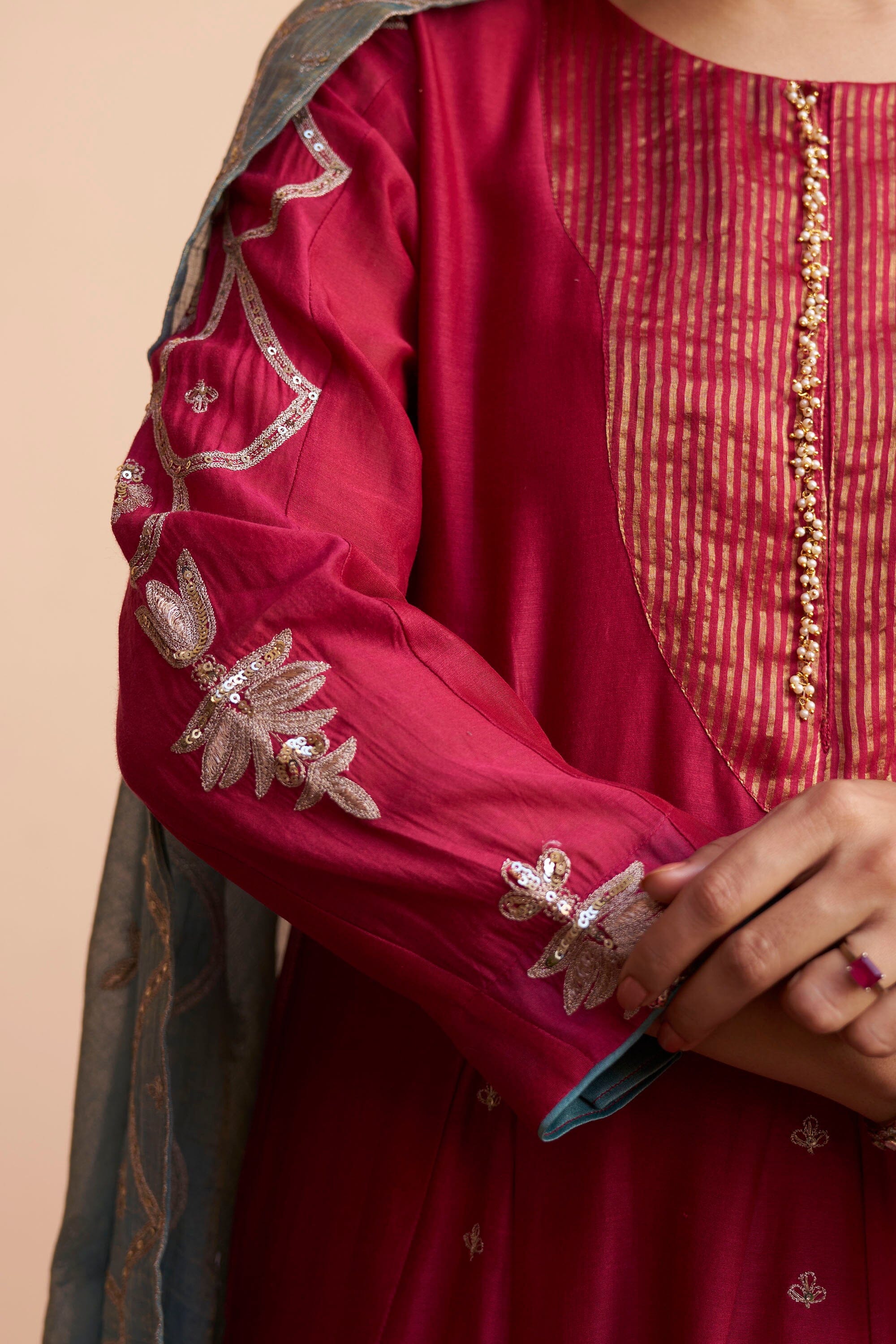 kikli plum-set of 3 (kurta, pant & dupatta) Naaz By Noor