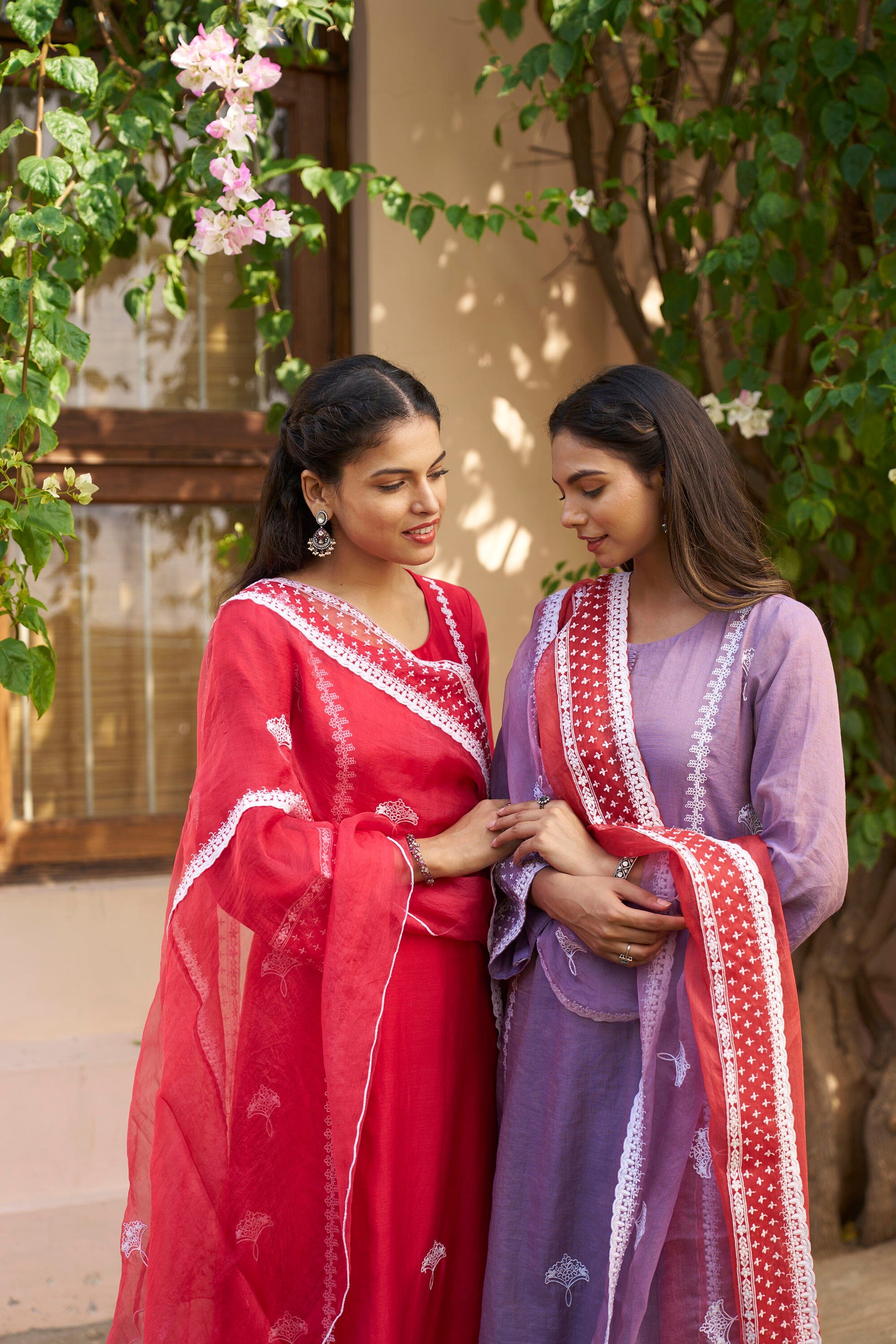 kikli red & white- set of 3(kurta,pant & dupatta) Naaz By Noor