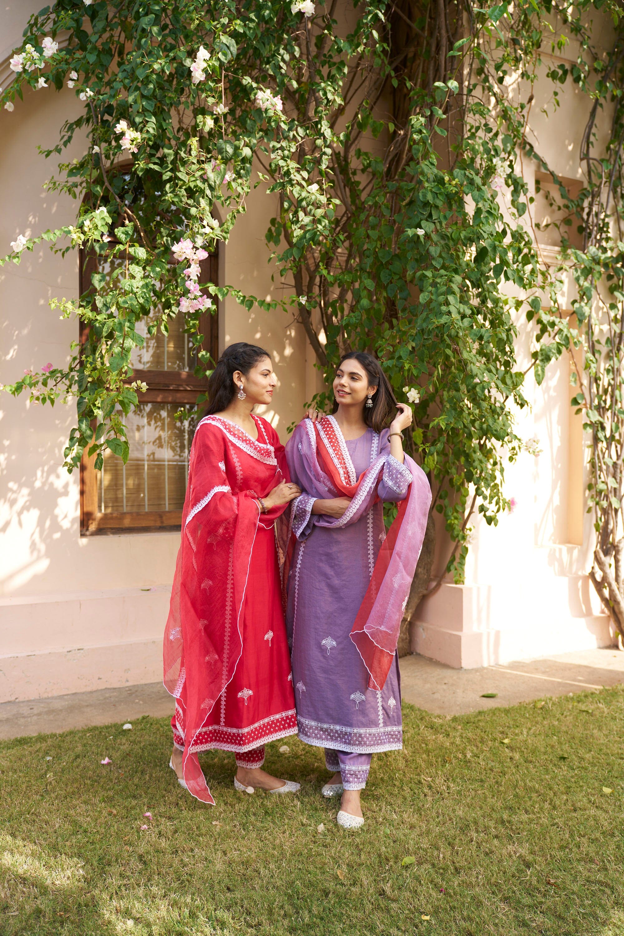 kikli red & white- set of 3(kurta,pant & dupatta) Naaz By Noor