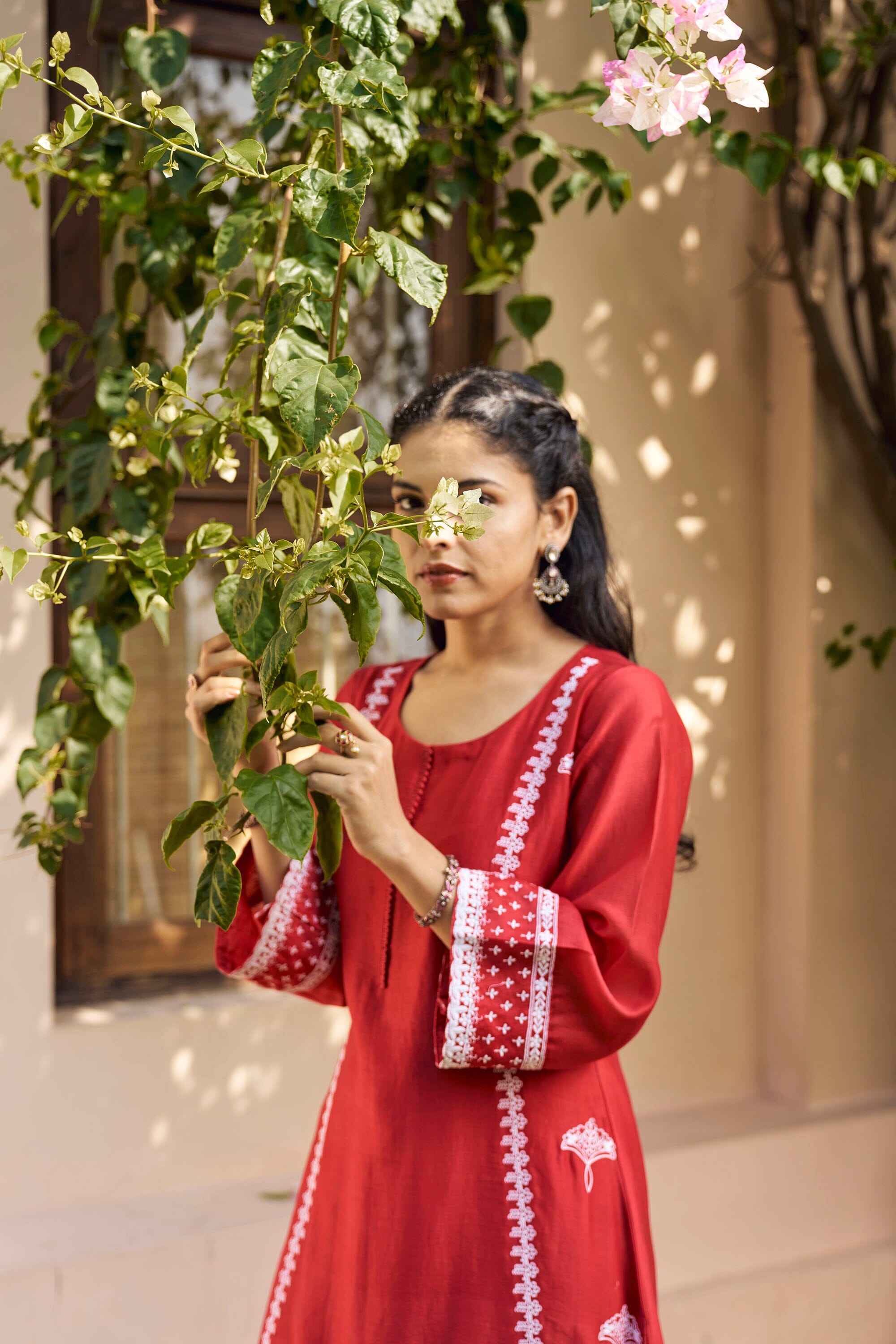 kikli red & white- set of 3(kurta,pant & dupatta) Naaz By Noor