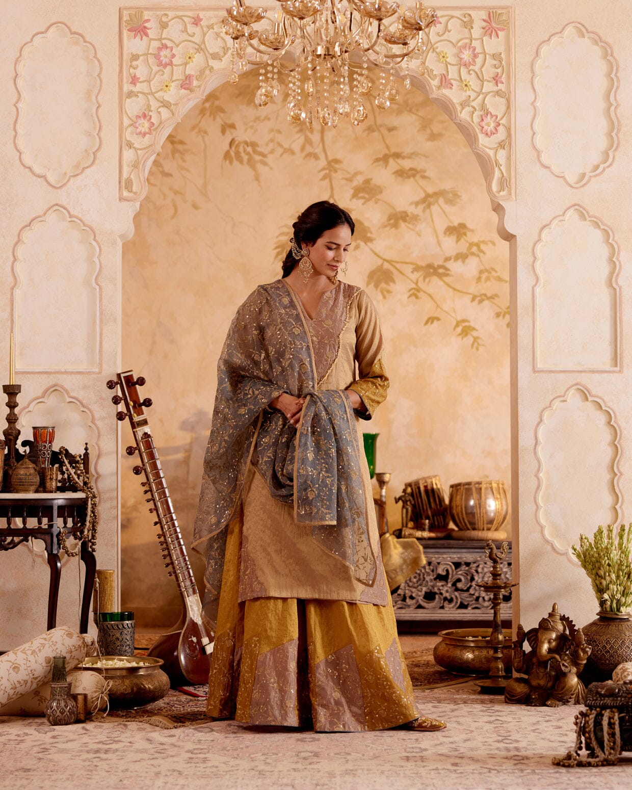 SURMAYI raag Nepali-set of 3 ( kurta, sharara & dupatta) Naaz By Noor