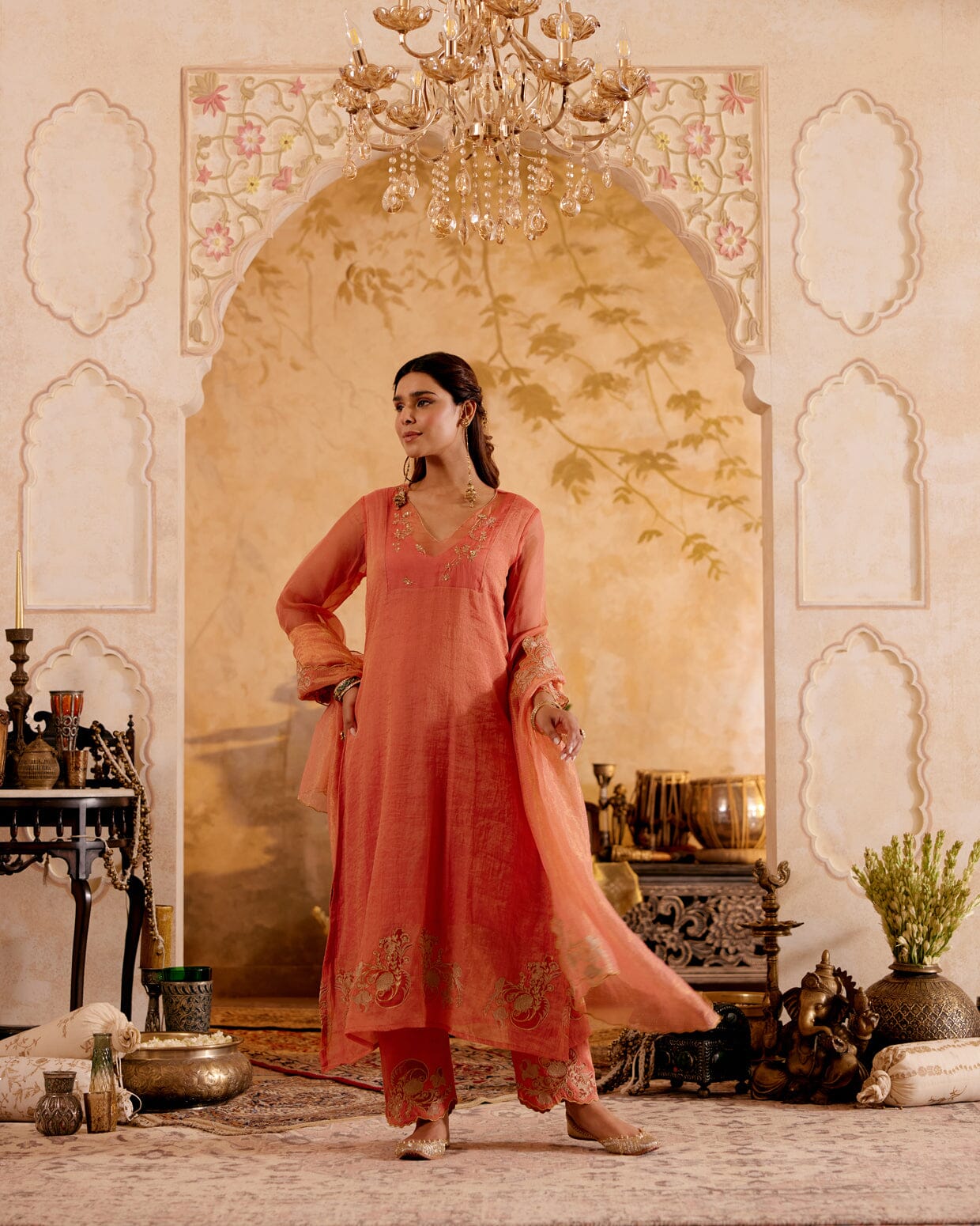 SURMAYI raag Panchali-set of 3( kurta, pant & dupatta) Naaz By Noor