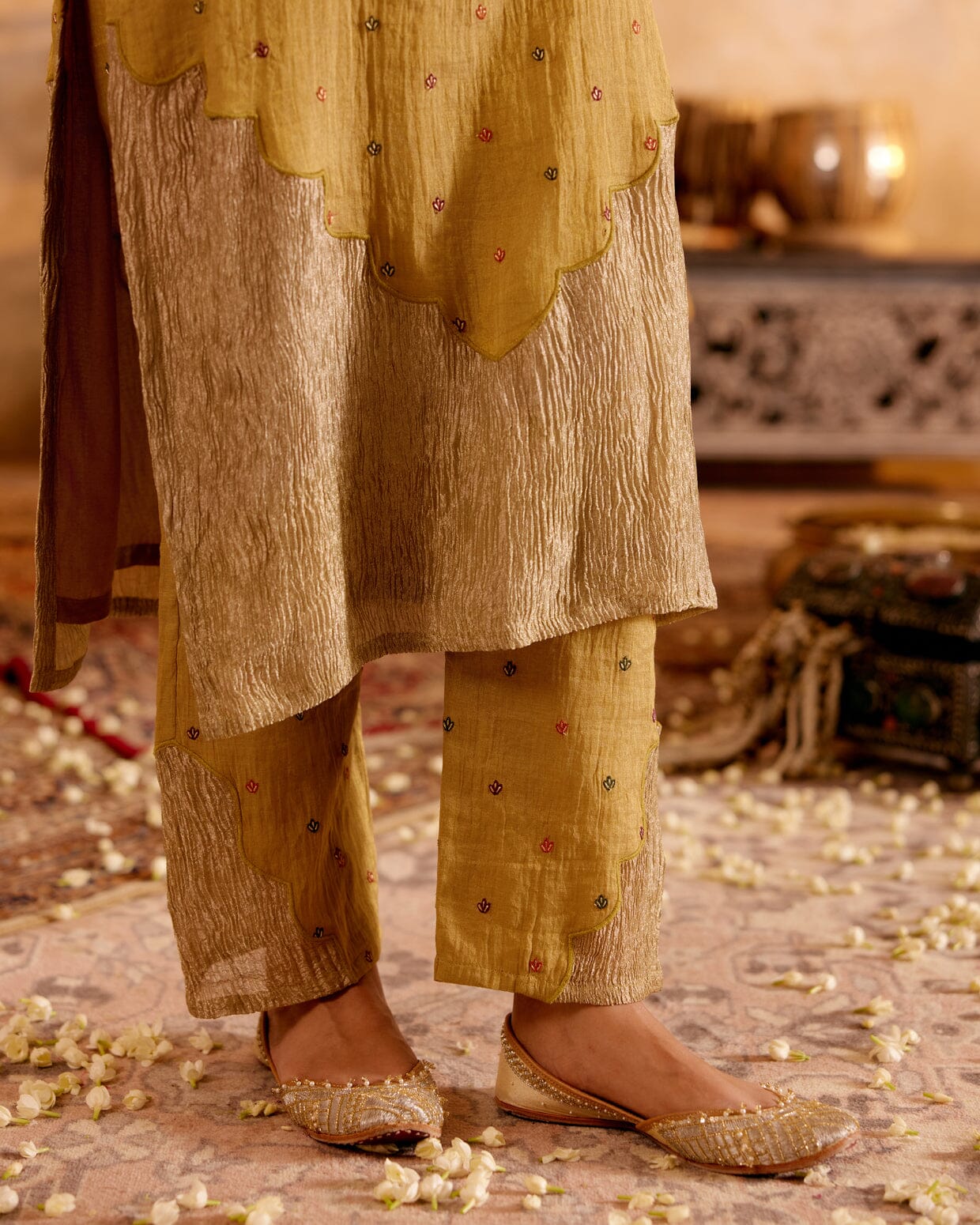 SURMAYI raag Pilu- set of 2 ( kurta & pant) Naaz By Noor