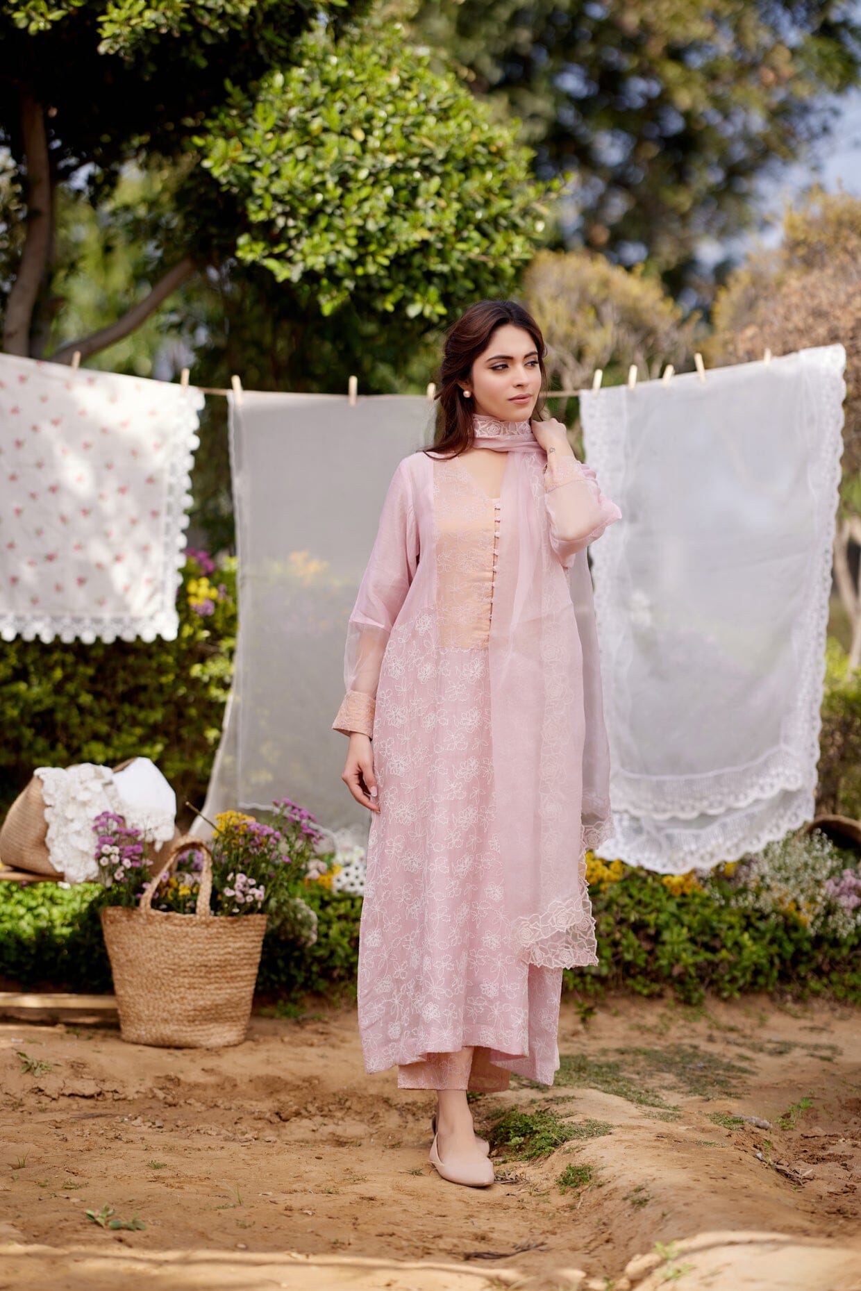SWEET PEA fields-set of 3 ( kurta, pant & dupatta) Naaz By Noor