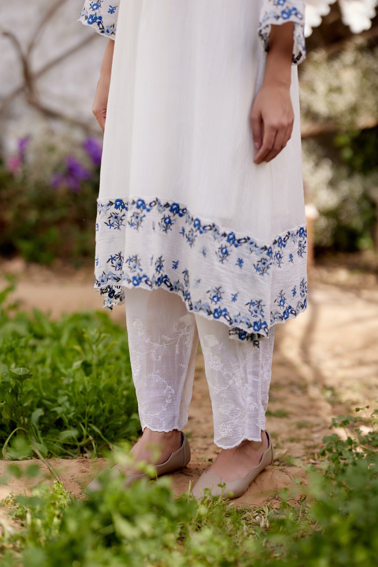 WHITE DAISY fields-set of 3 (A- line kurta, pant & dupatta) Naaz By Noor
