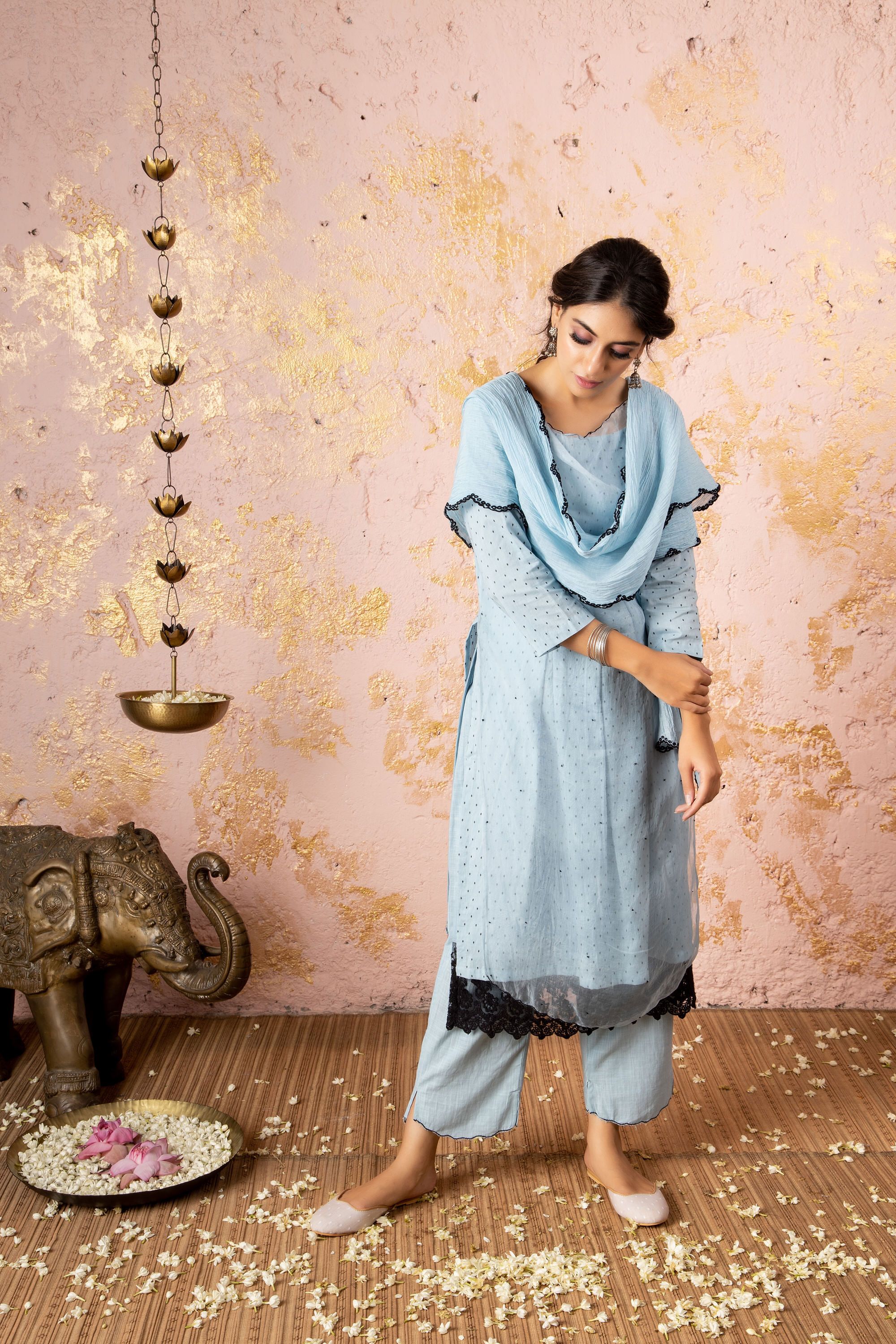 Blue Kurta With Straight Pants And Stole - Naaz By Noor
