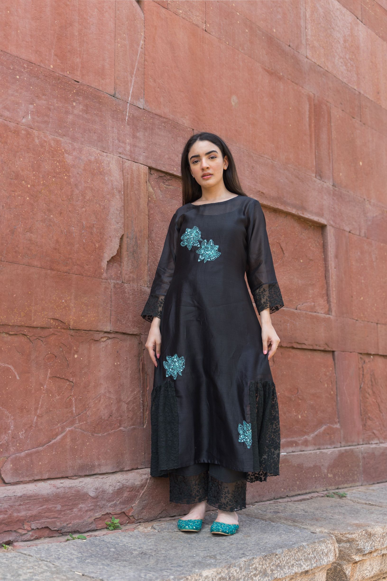 CLASSIC BLACK ENSEMBLE-SET OF 3 Naaz By Noor