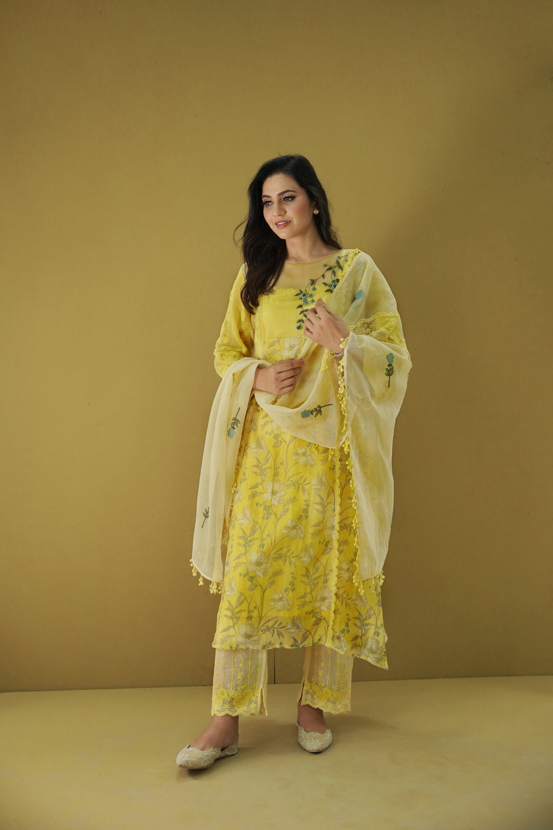 goonj(tuscany yellow)- set of 3-kurta, pant & dupatta Naaz By Noor