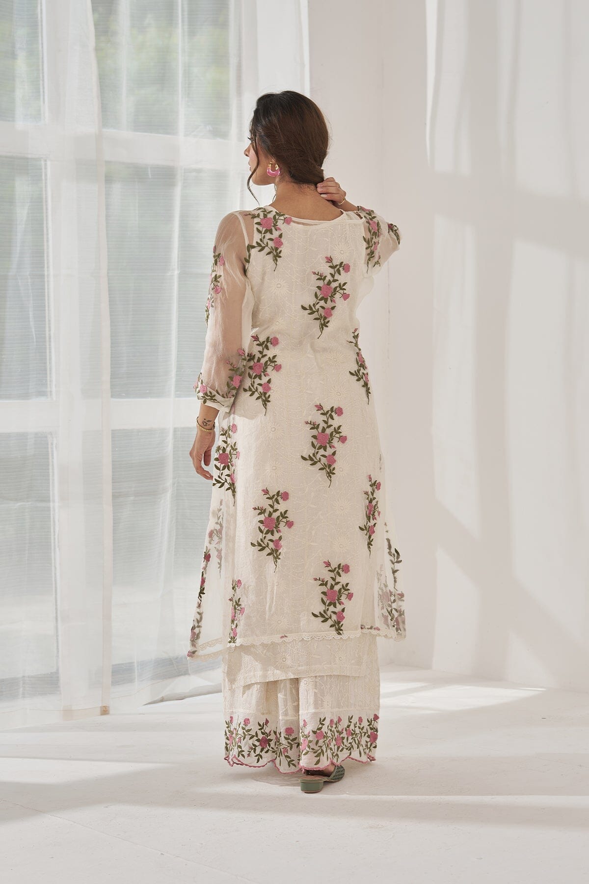 GULABSA BAANO-set of 3 ( kurta,sharara & dupatta) Naaz By Noor