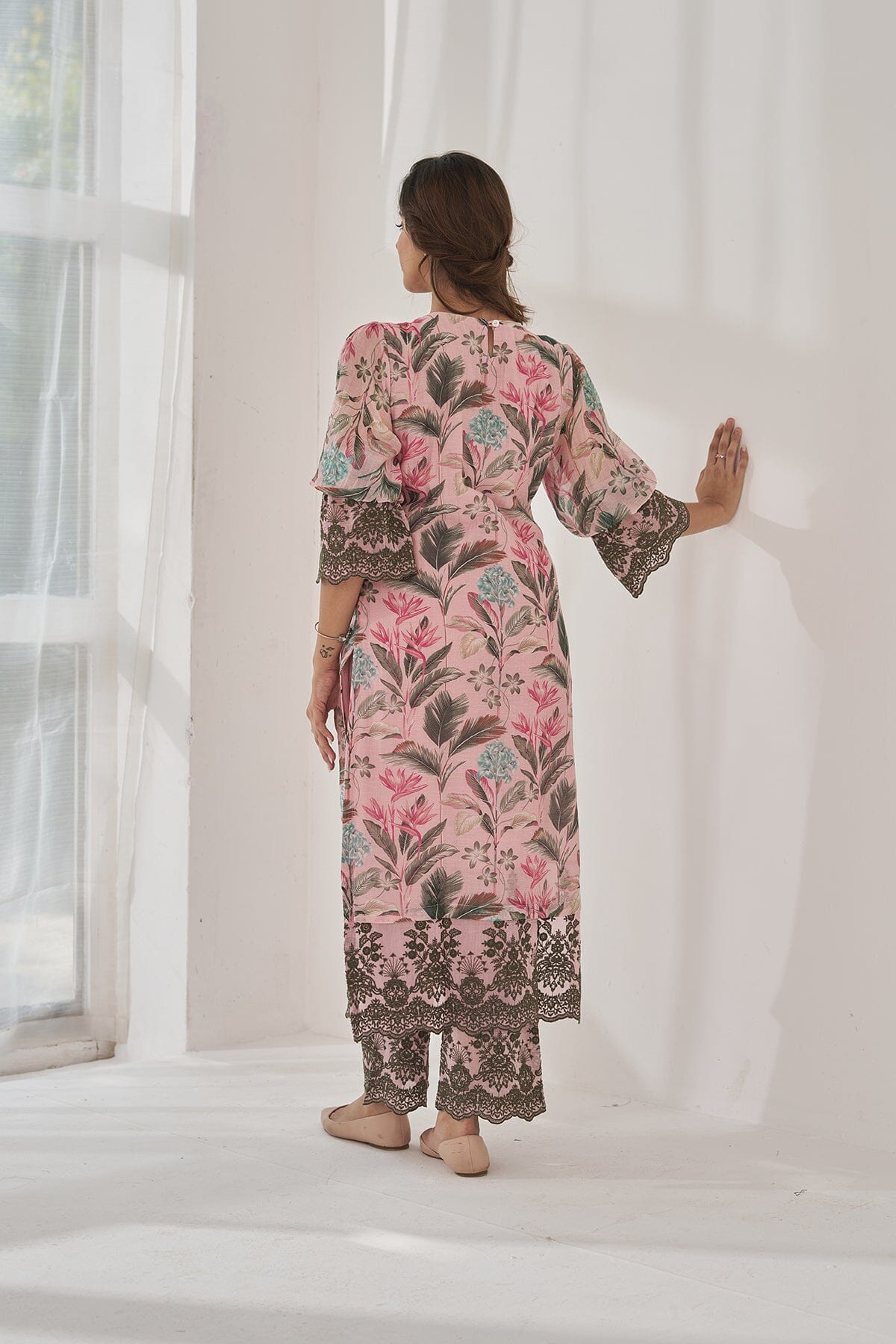 GULSHAN BAANO-set of 3( kurta,pant&dupatta) Naaz By Noor