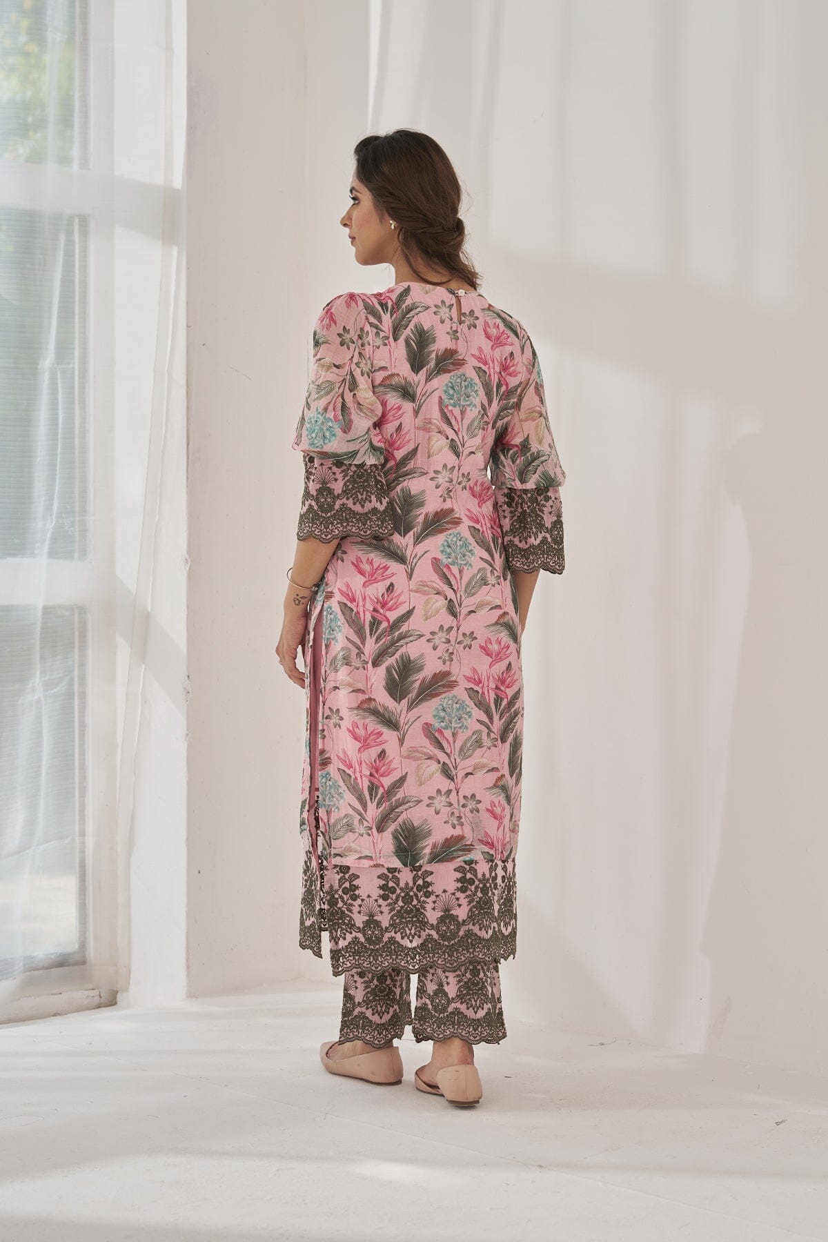 GULSHAN BAANO-set of 3( kurta,pant&dupatta) Naaz By Noor