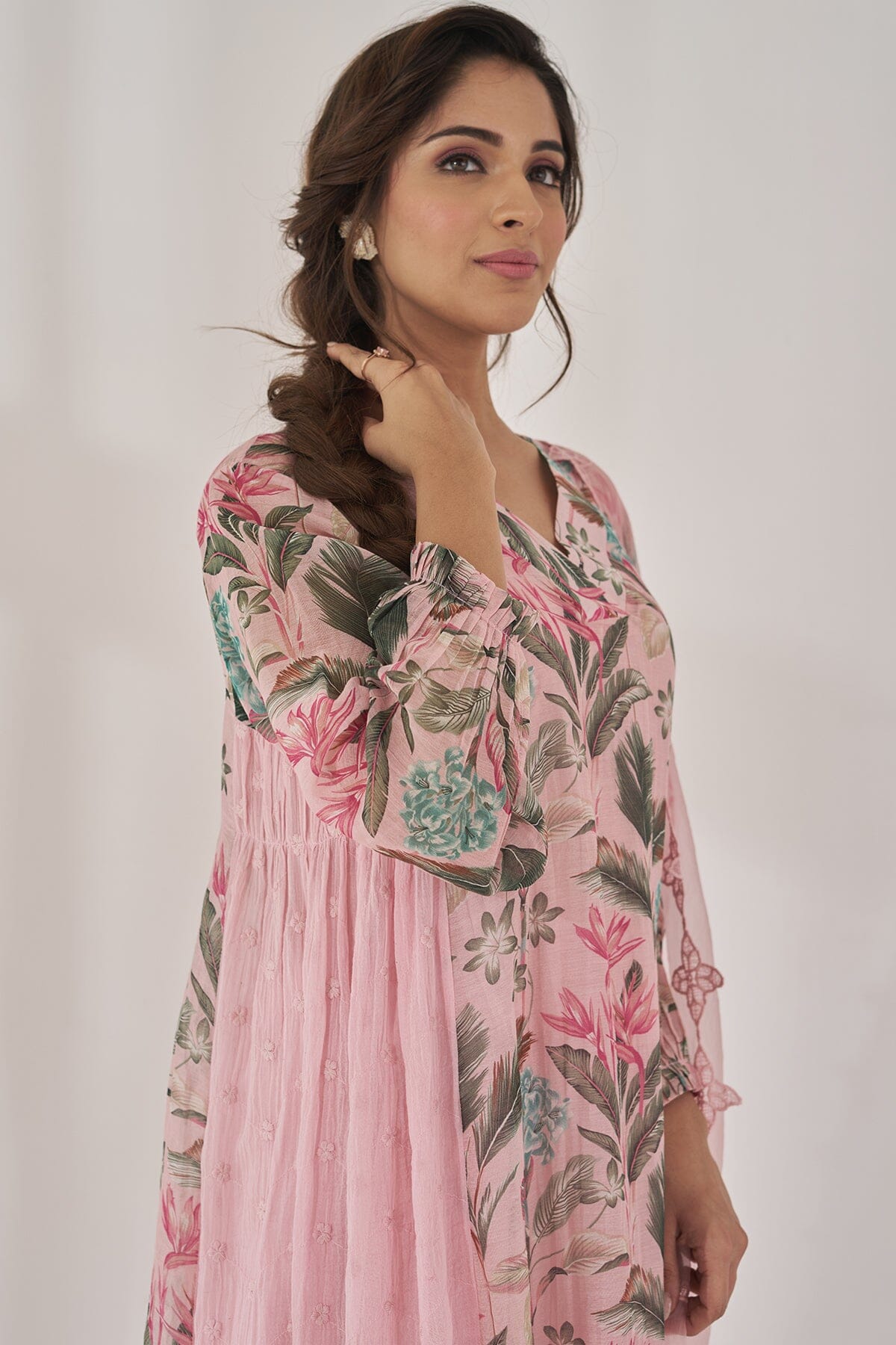 GULSHAN BAANO- set of 3(V-neck kurta, pant& dupatta) Naaz By Noor