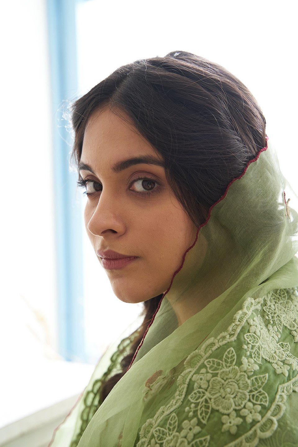 JAMUN ki tokri ( hari)- set of 3- kurta, pant & dupatta Naaz By Noor