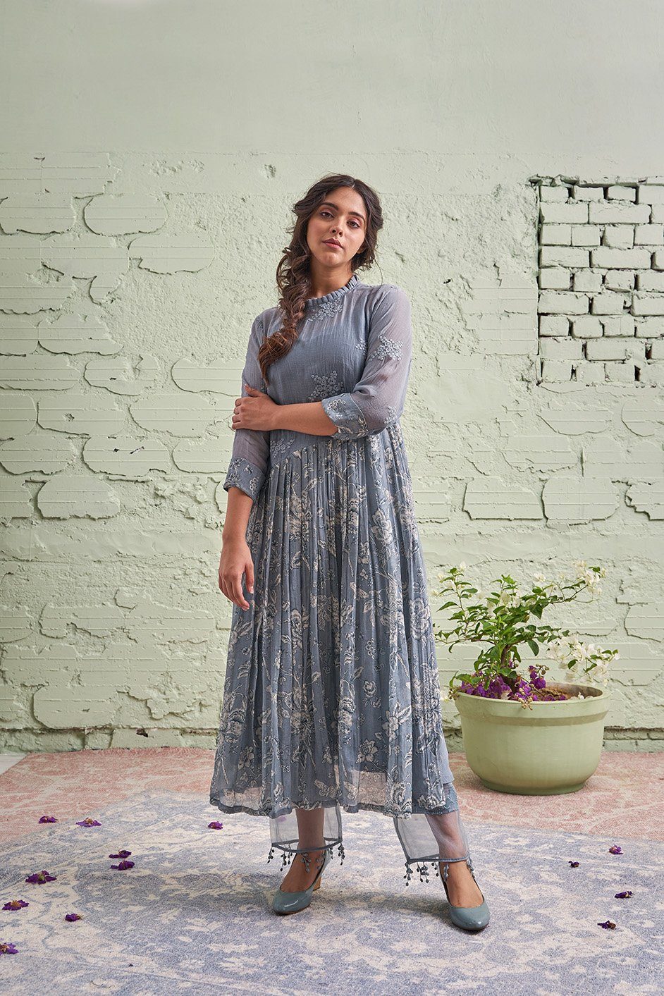 JAMUN ki tokri ( neela sa sleti )-set of 2- kurta with pants Naaz By Noor
