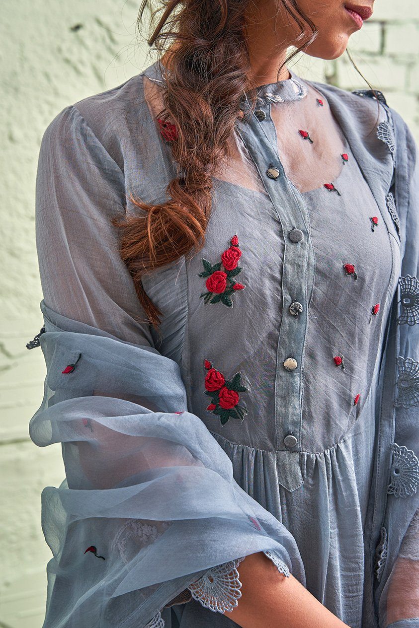 JAMUN ki tokri ( neela sa sleti)- set of 3 - kurta, pant & dupatta Naaz By Noor