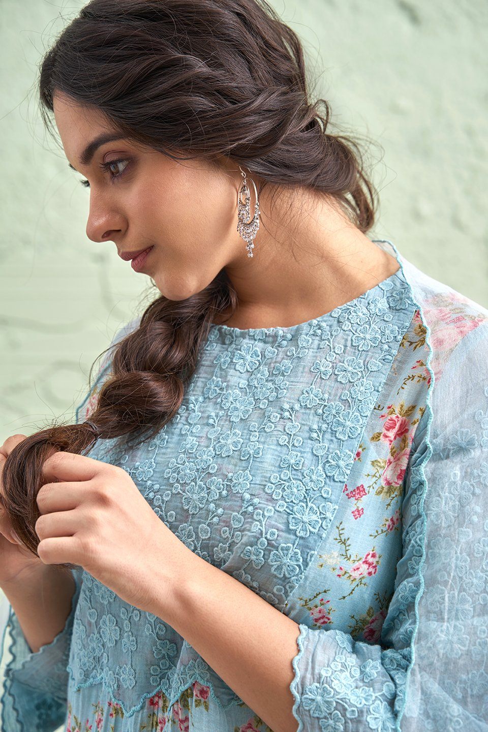 JAMUN ki tokri ( neeli)-set of 3- thread embroidered kurta & pant Naaz By Noor