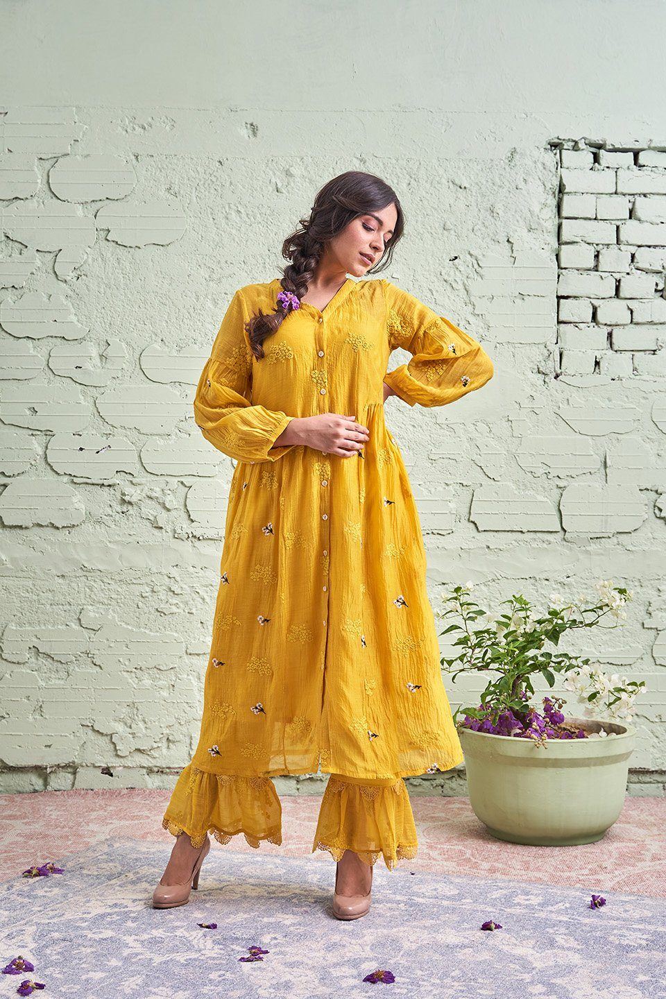 JAMUN ki tokri ( peeli)- set of 2- kurta, pant Naaz By Noor
