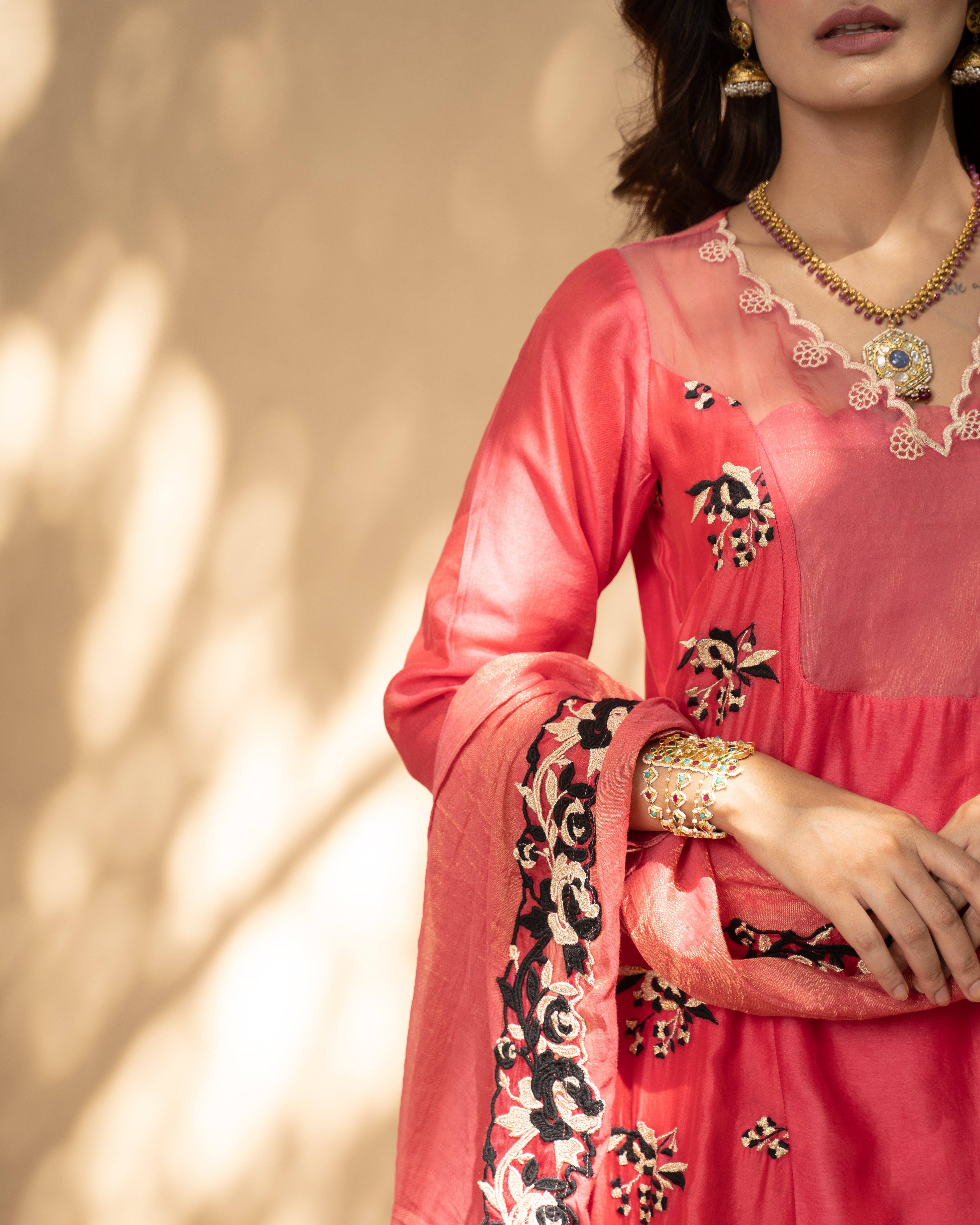KISHMISH (gulabi mithaas)- set of 3 - kurta, pant& dupatta Naaz By Noor