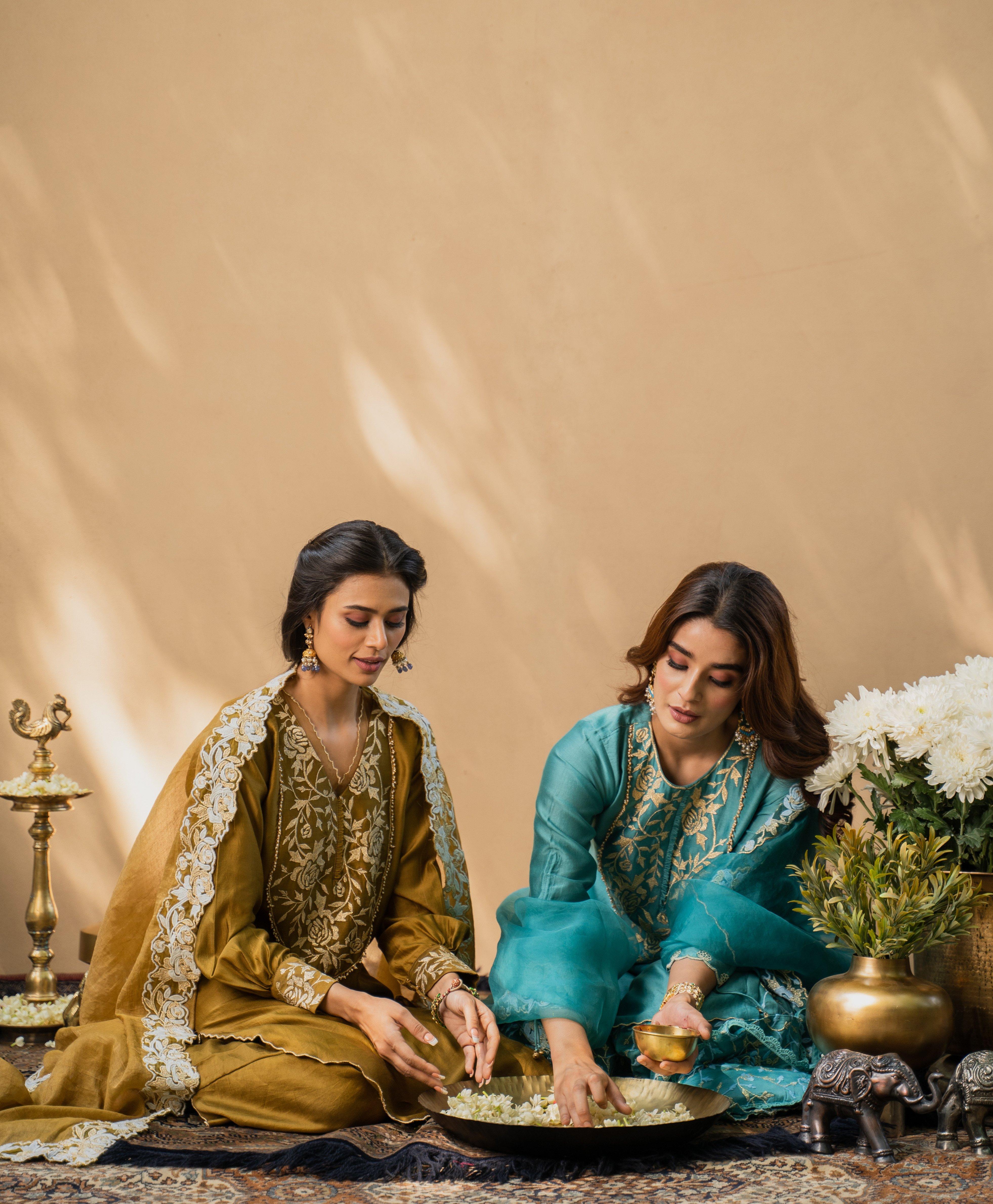 KISHMISH( meetha firoza)- set of 3-kurta,sharara& dupatta Naaz By Noor