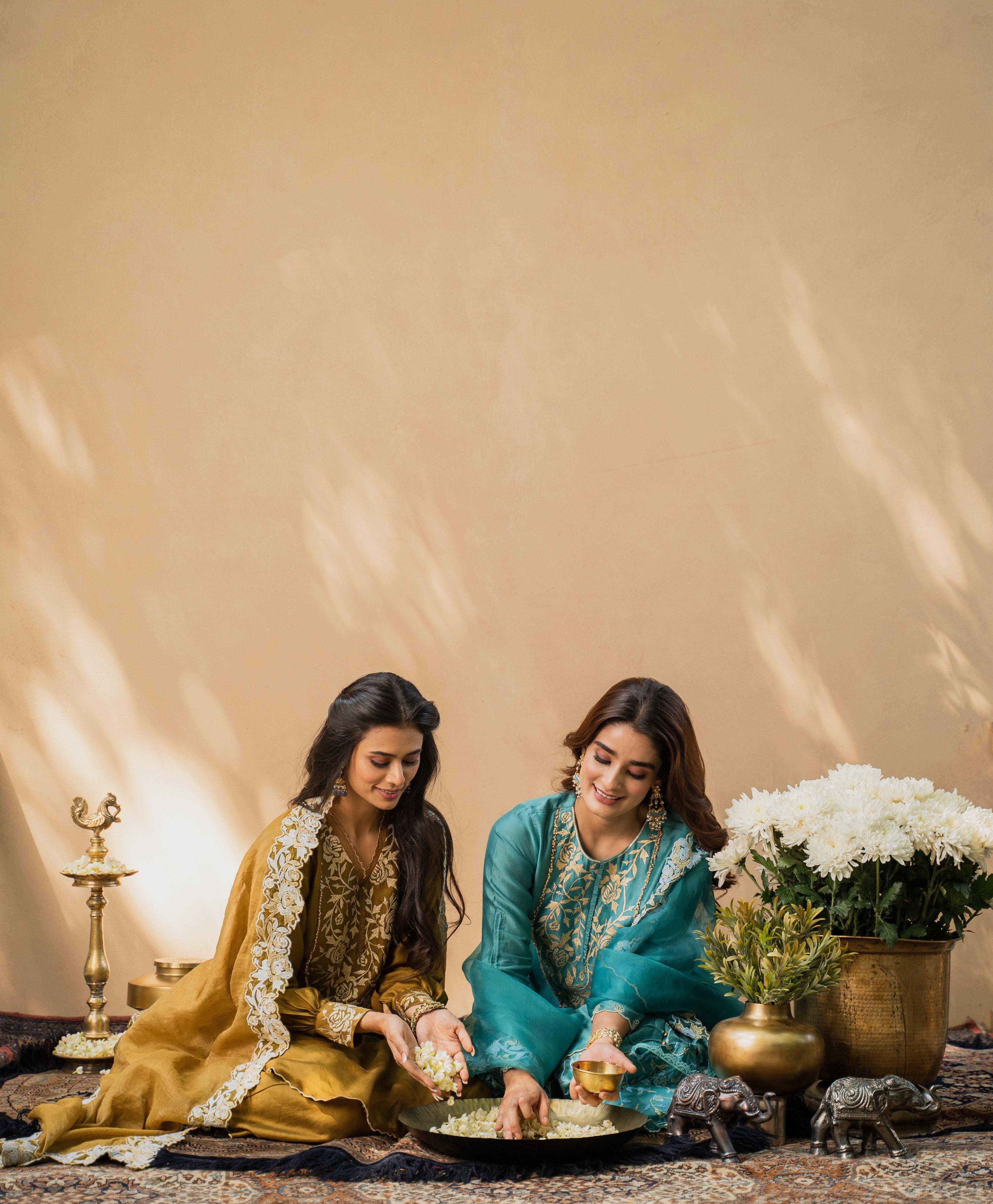 KISHMISH( meetha firoza)- set of 3-kurta,sharara& dupatta Naaz By Noor