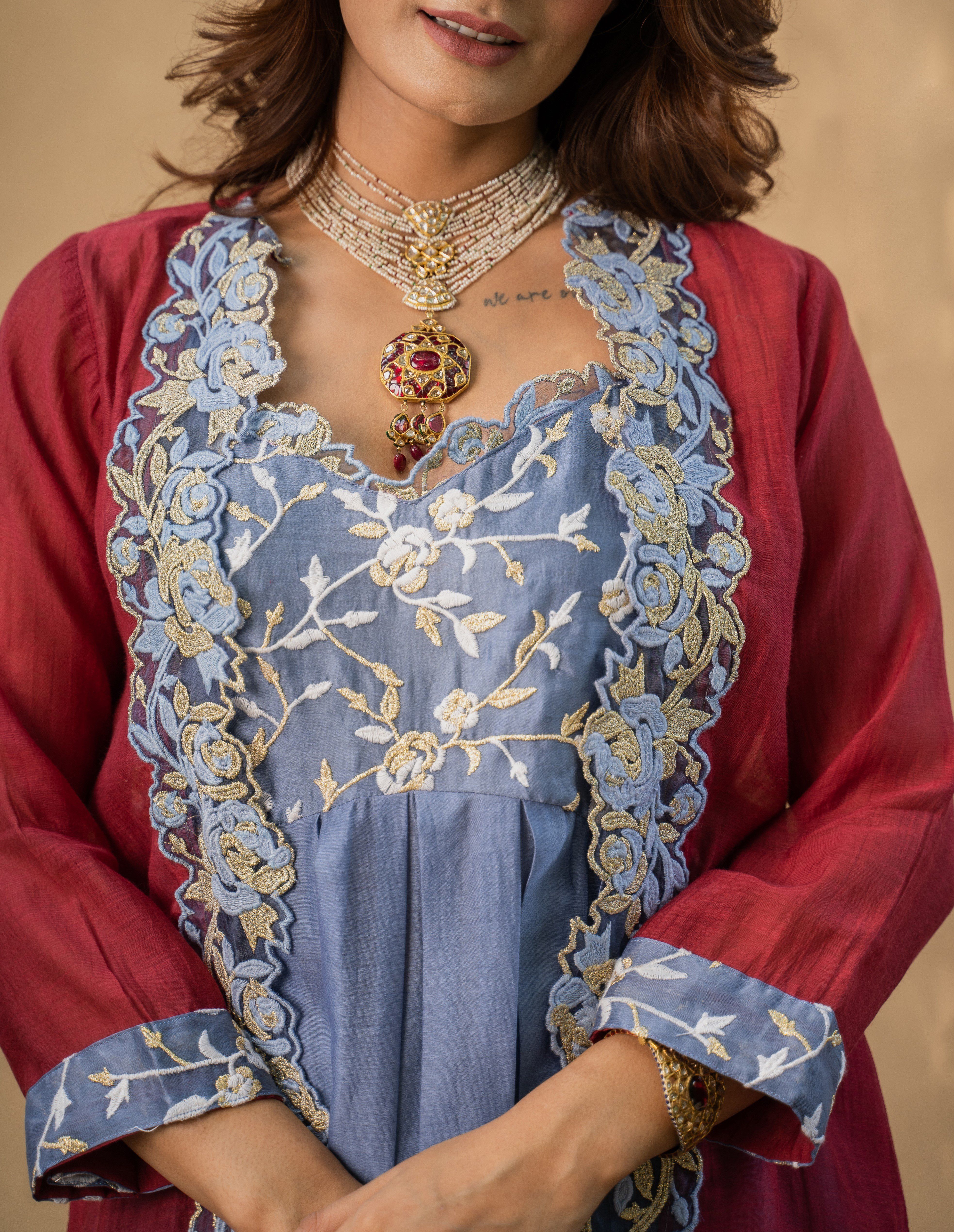 KISHMISH( meetha khajoor)-set of 3- kurta,pant & cape Naaz By Noor