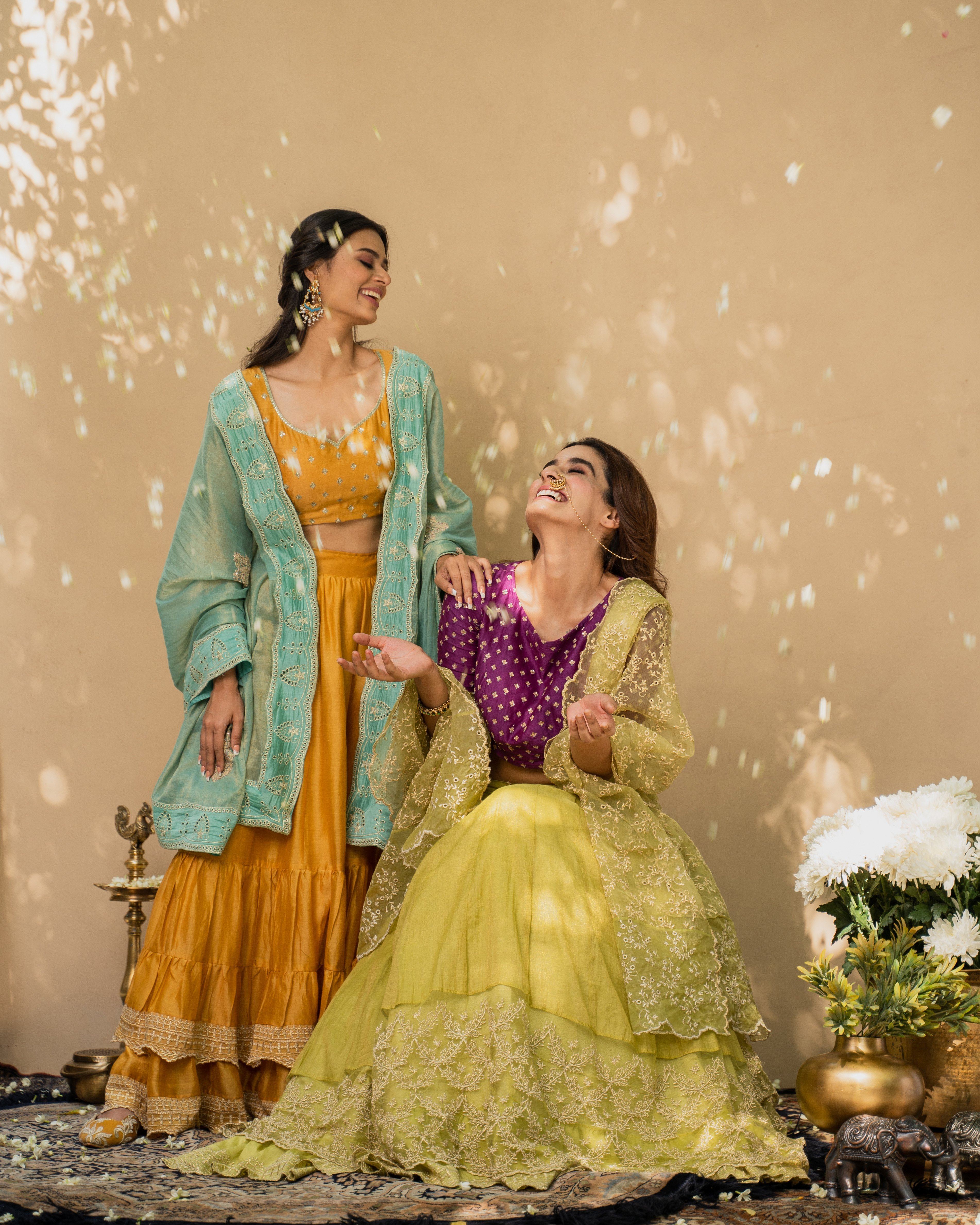 KISHMISH( meetha sheera)-set of 3-blouse, sharara & dupatta Naaz By Noor