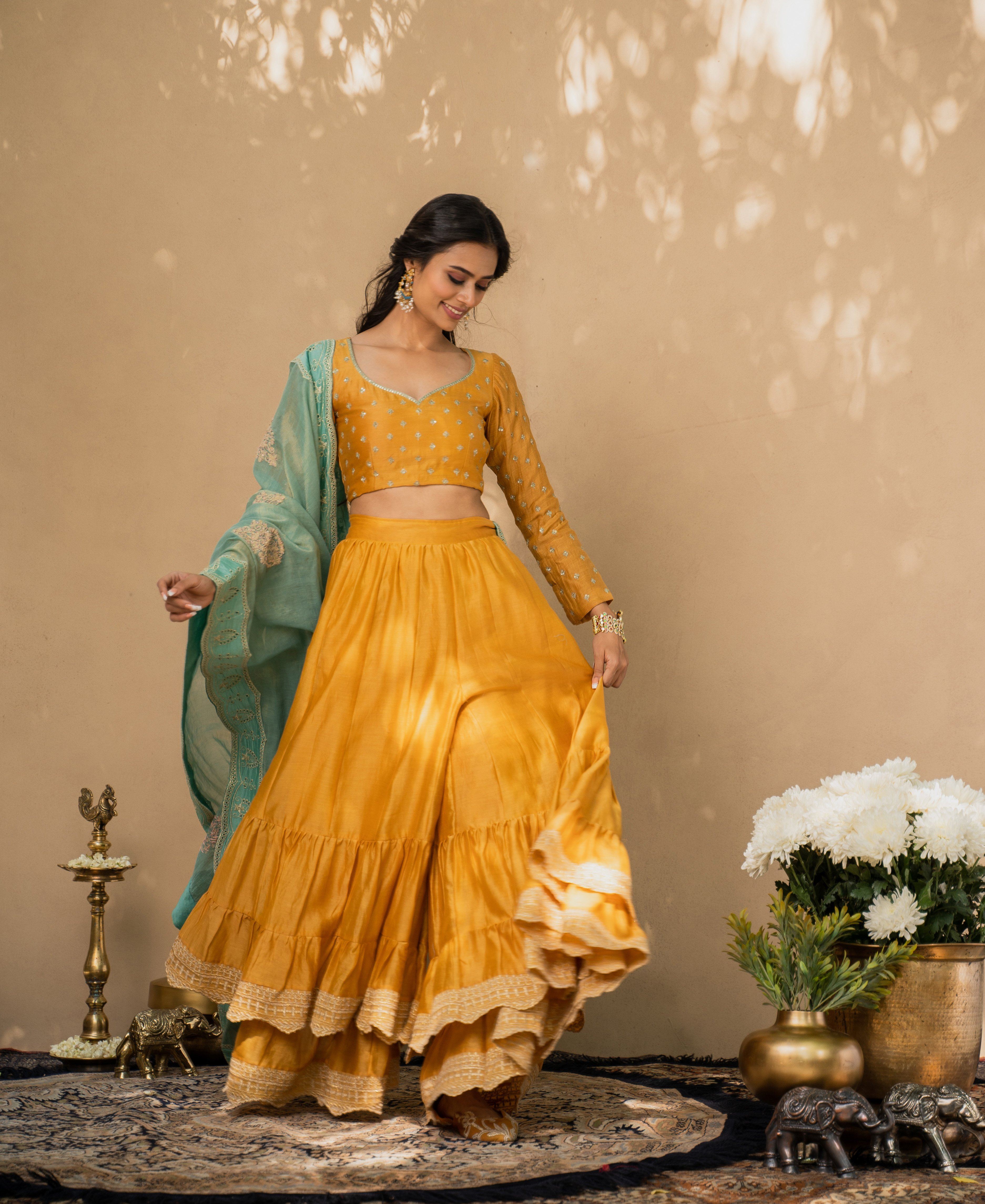 KISHMISH( meetha sheera)-set of 3-blouse, sharara & dupatta Naaz By Noor