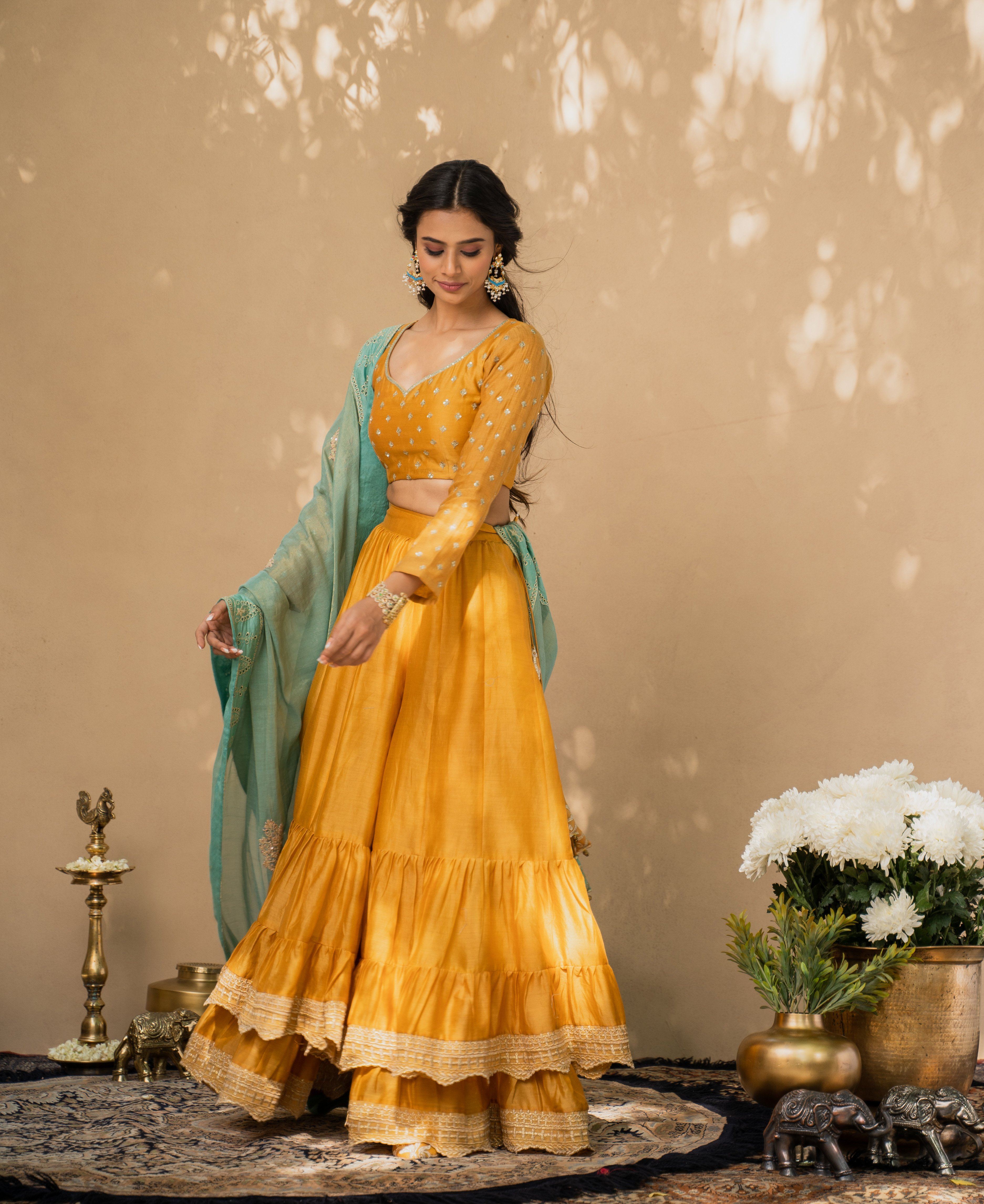 KISHMISH( meetha sheera)-set of 3-blouse, sharara & dupatta Naaz By Noor