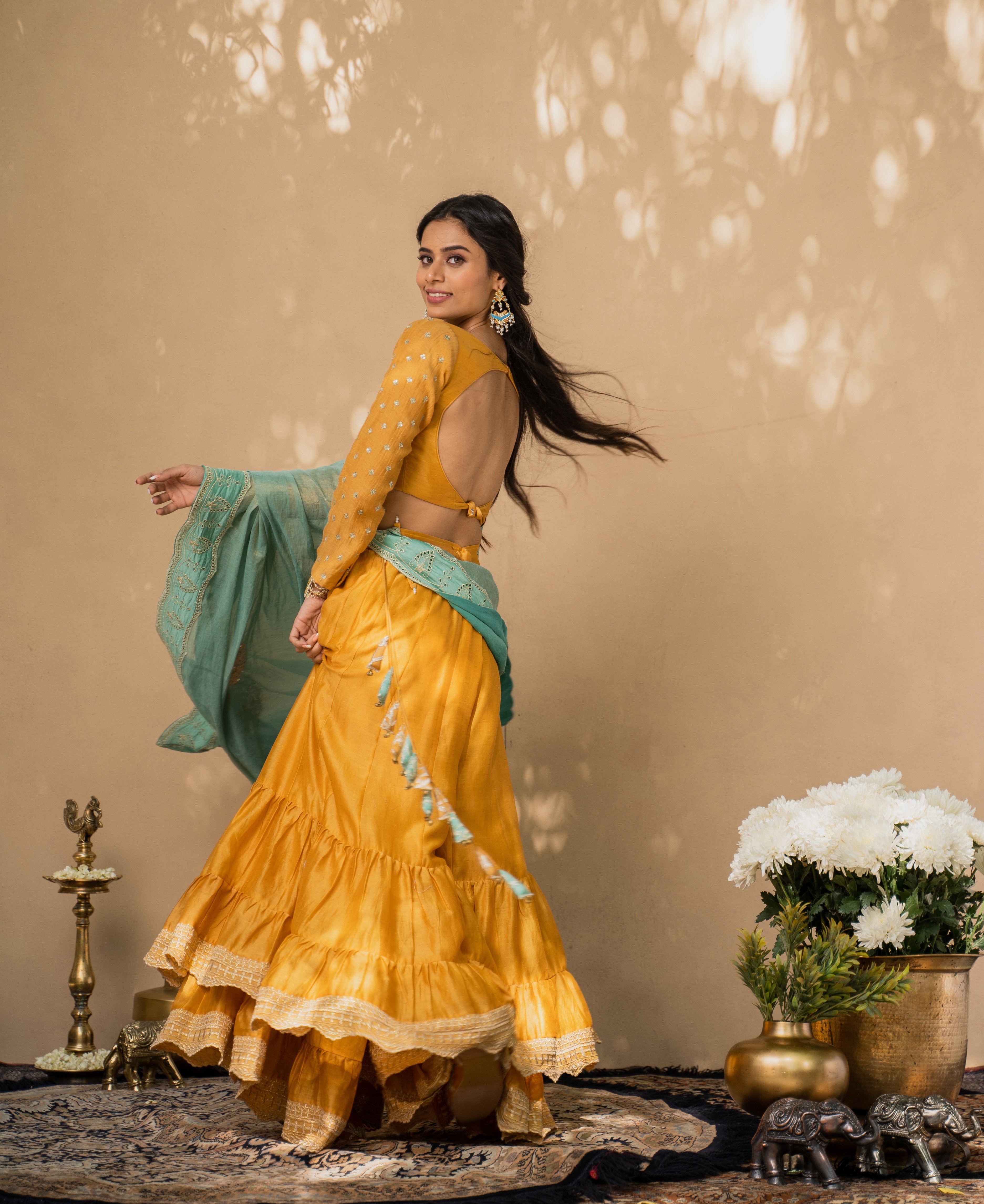 KISHMISH( meetha sheera)-set of 3-blouse, sharara & dupatta Naaz By Noor