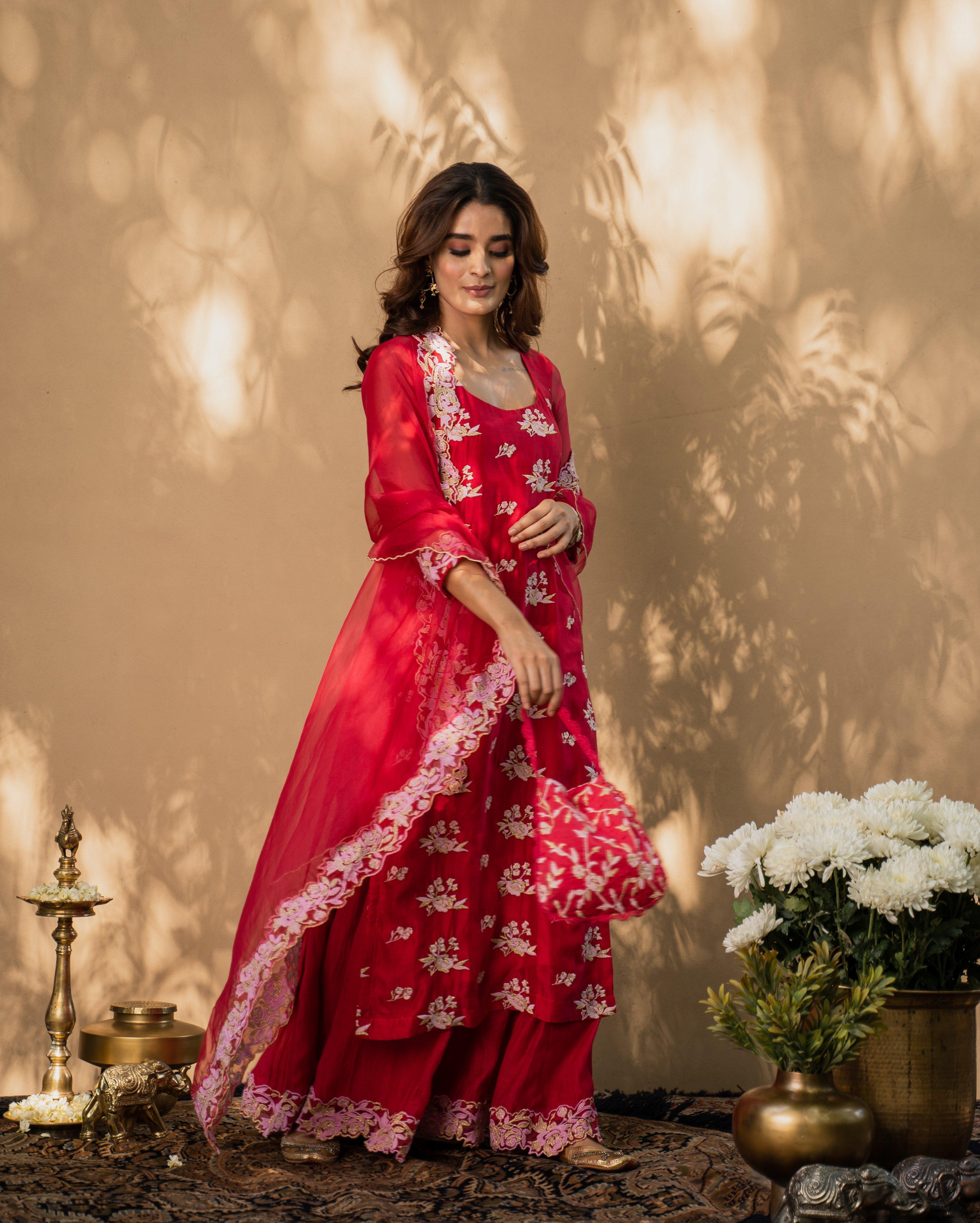 KISHMISH(sindoori mithaas)- set of 3- kurta, sharara & dupatta Naaz By Noor