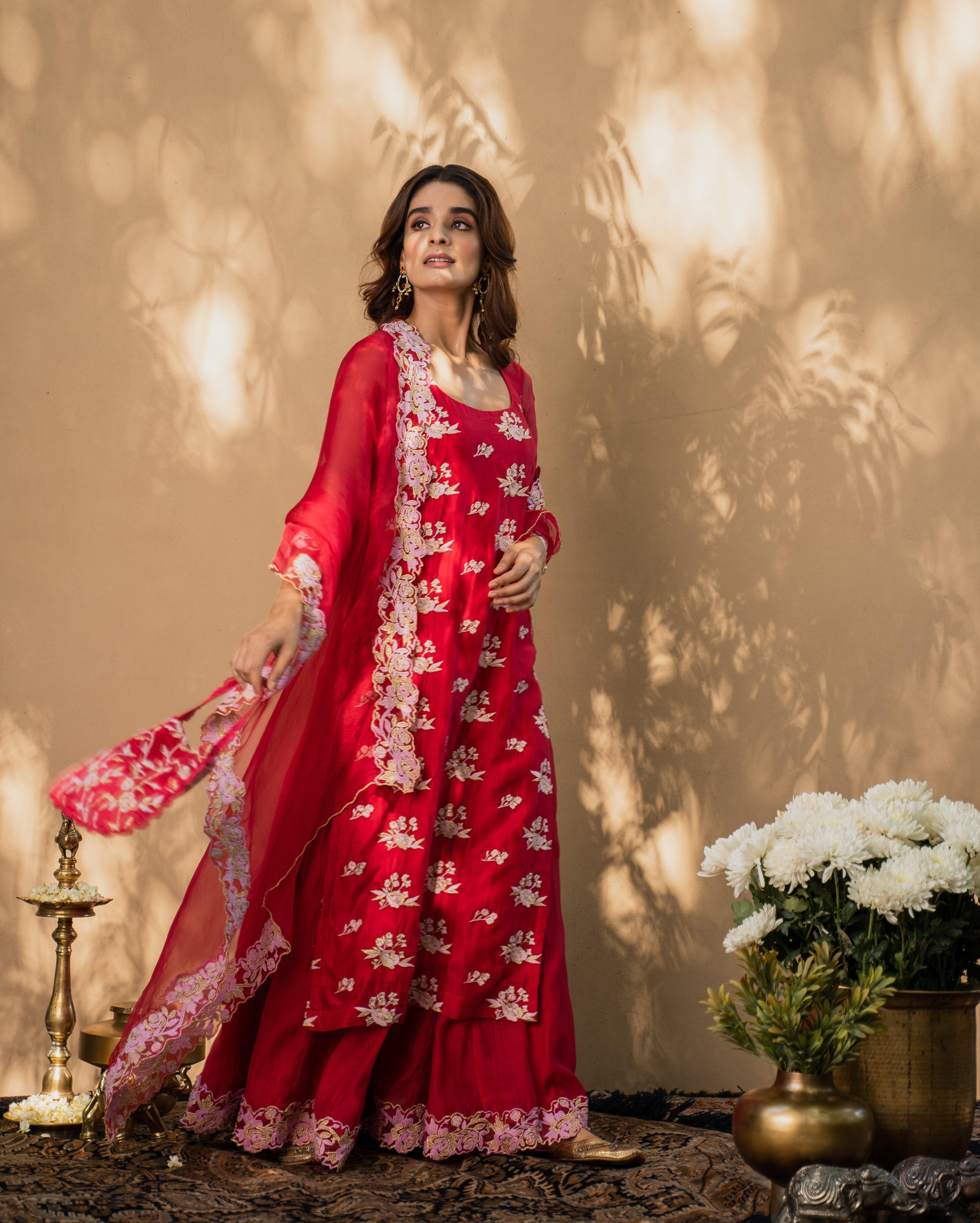 KISHMISH(sindoori mithaas)- set of 3- kurta, sharara & dupatta Naaz By Noor