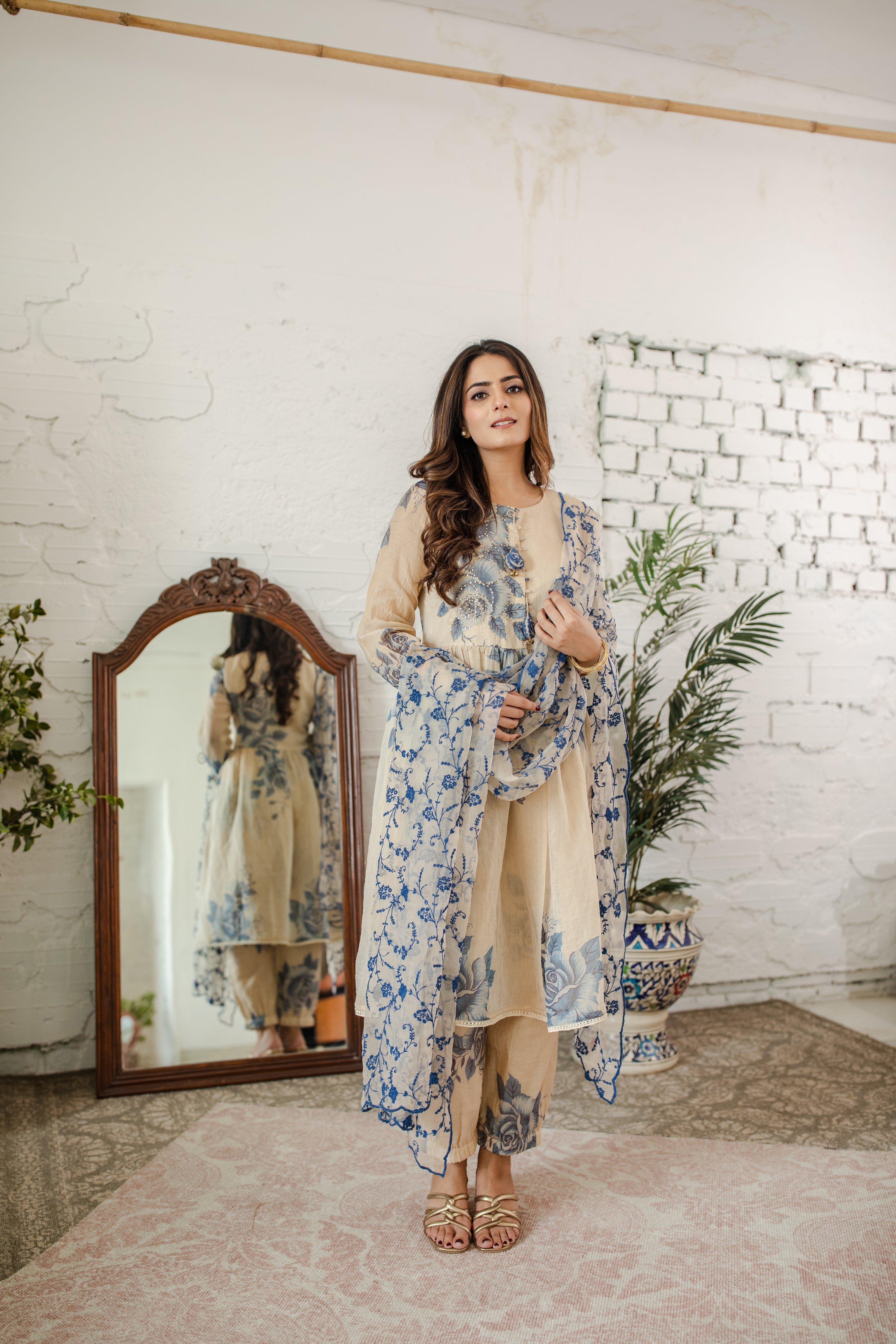 Meethi Reet Sunhere Mithas - set of 2 - kurta, and pant Naaz By Noor