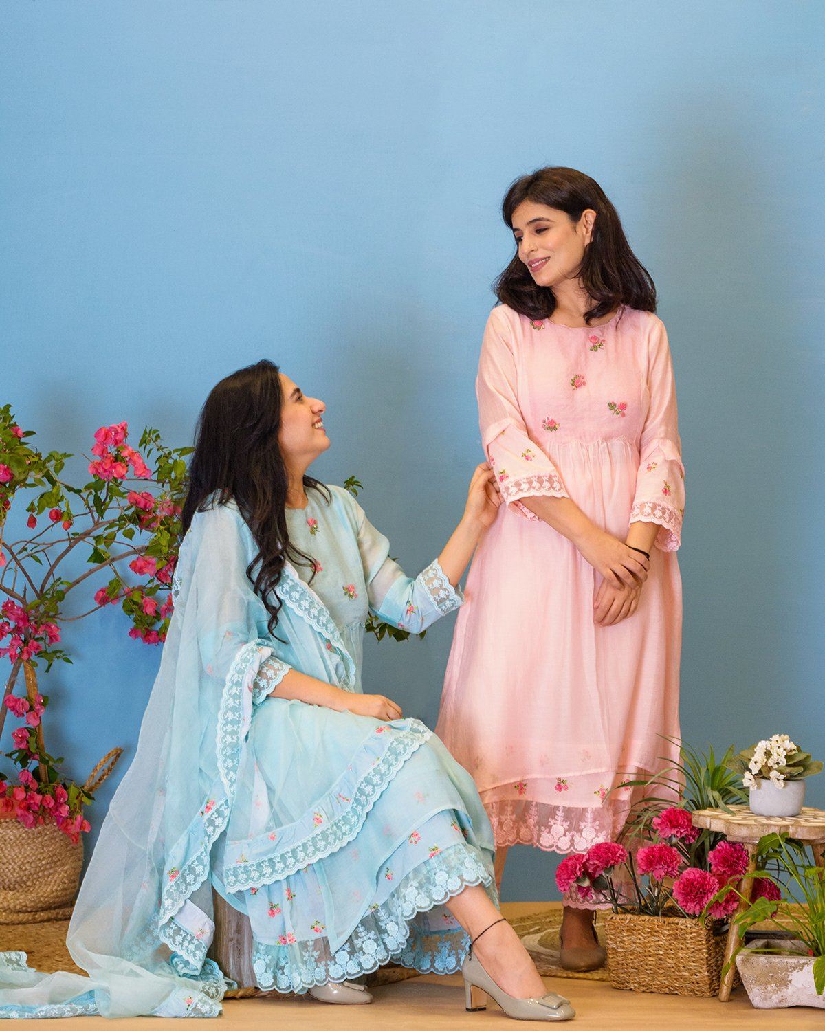 OUTBLOOM STYLE 003 Naaz By Noor