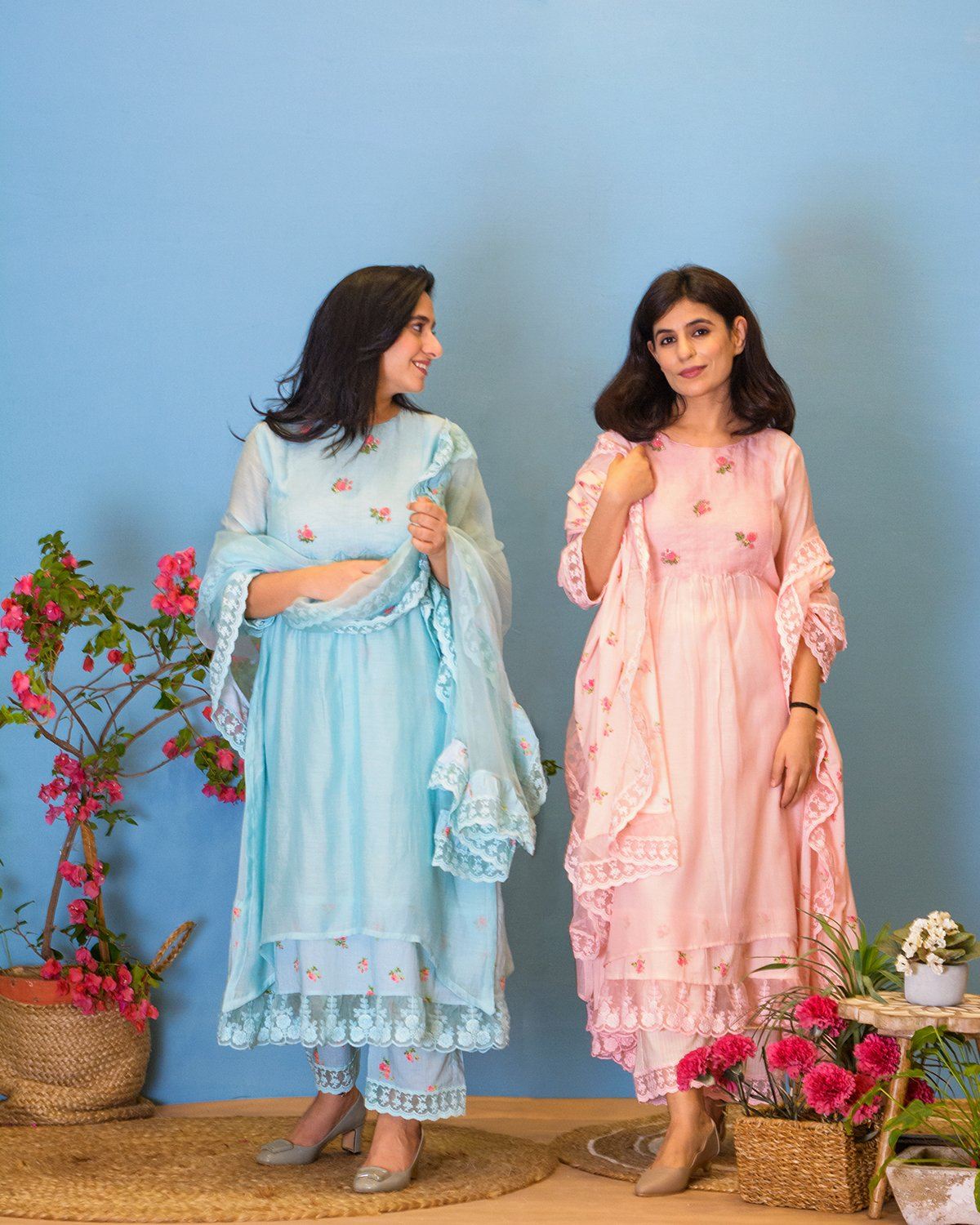 OUTBLOOM STYLE 003 Naaz By Noor