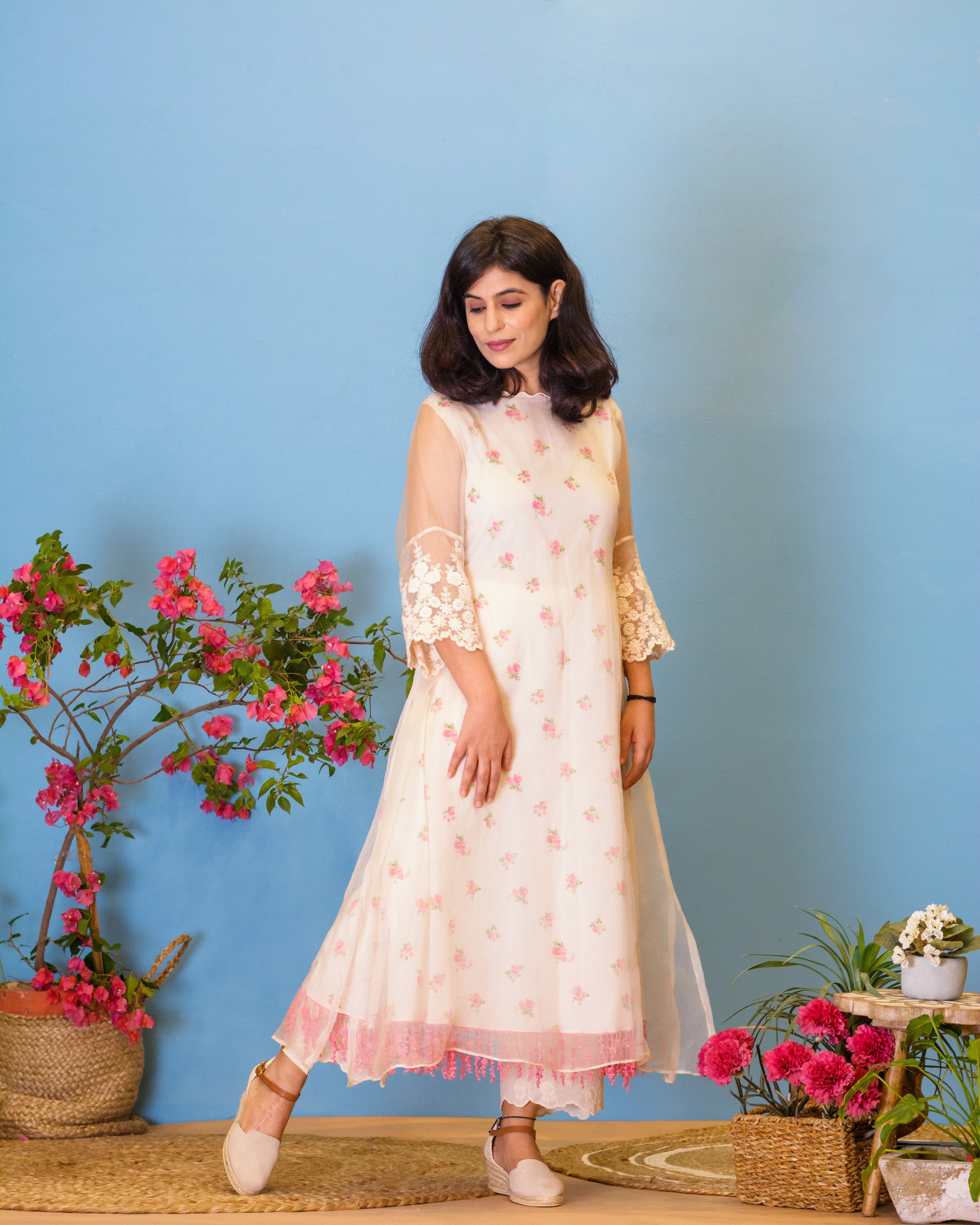 OUTBLOOM STYLE NO 10 Naaz By Noor