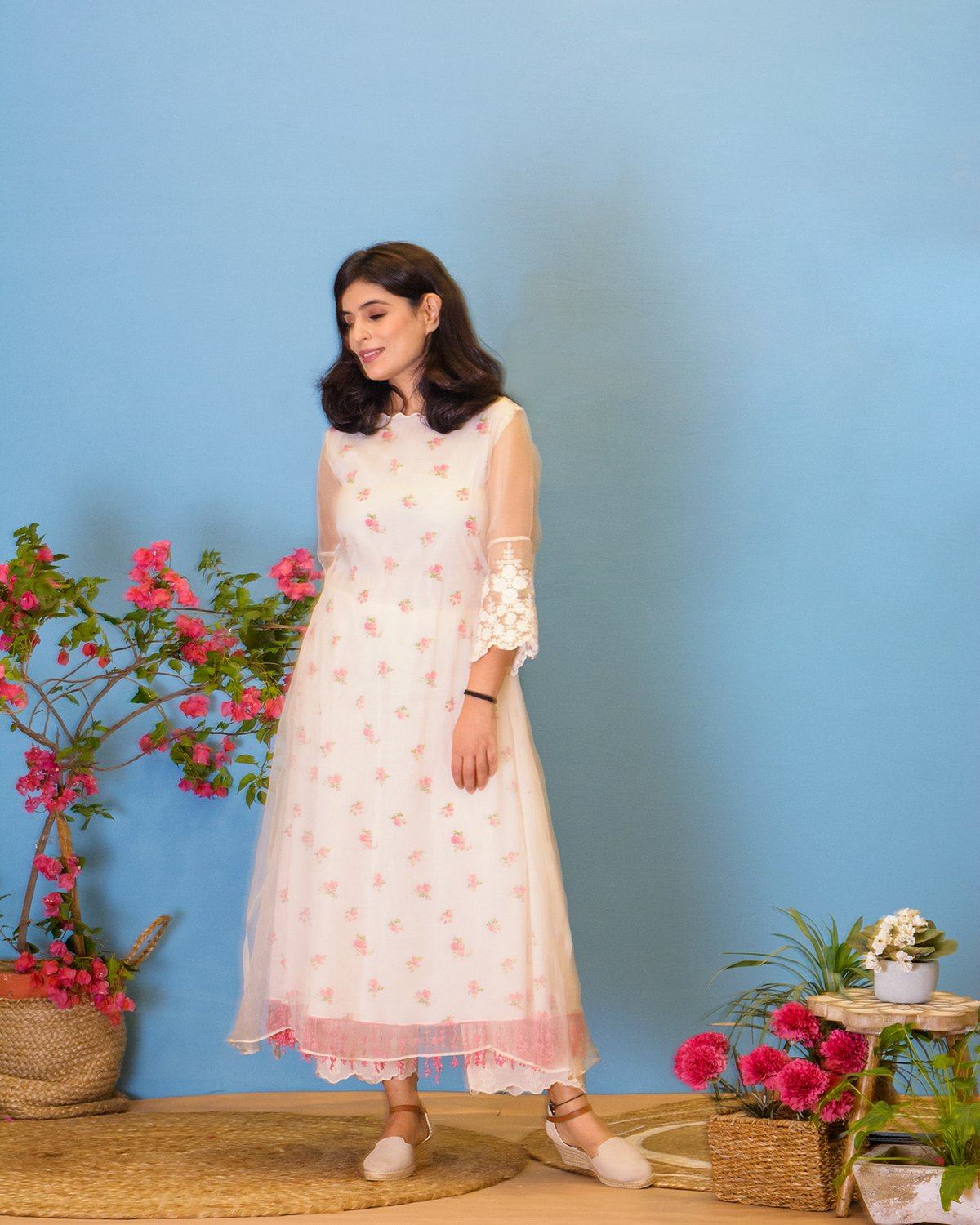 OUTBLOOM STYLE NO 10 Naaz By Noor
