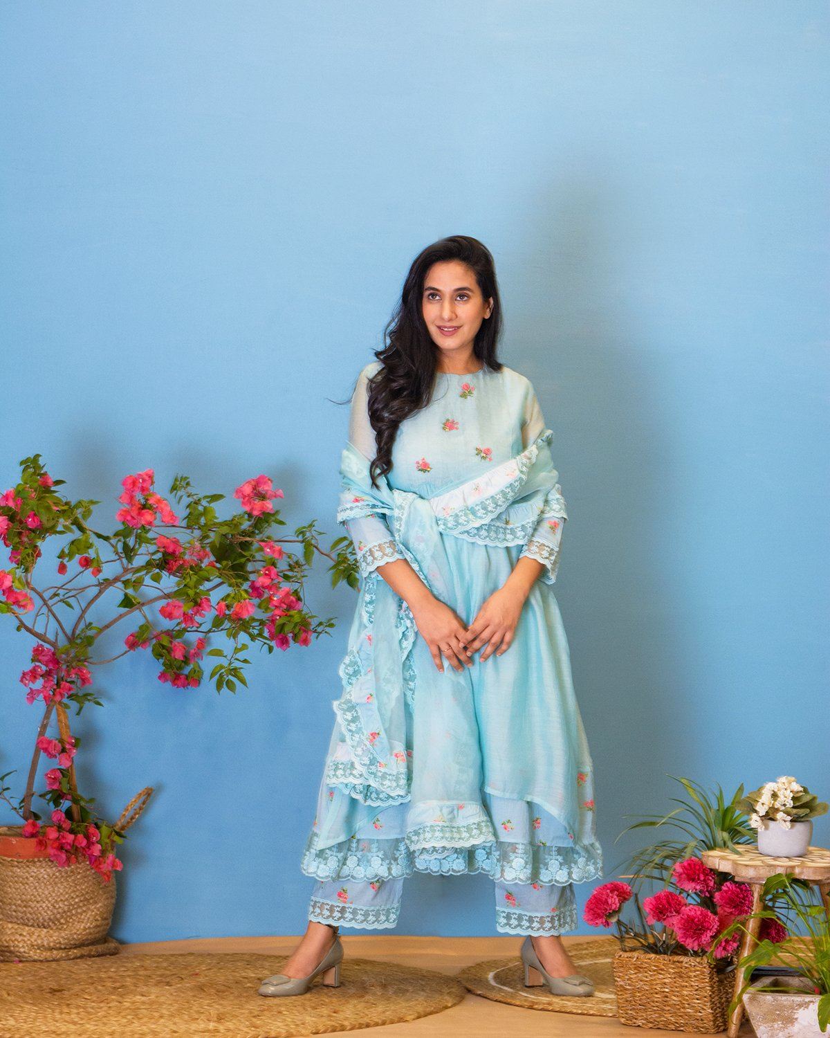 OUTBLOOM STYLE NO 4 Naaz By Noor